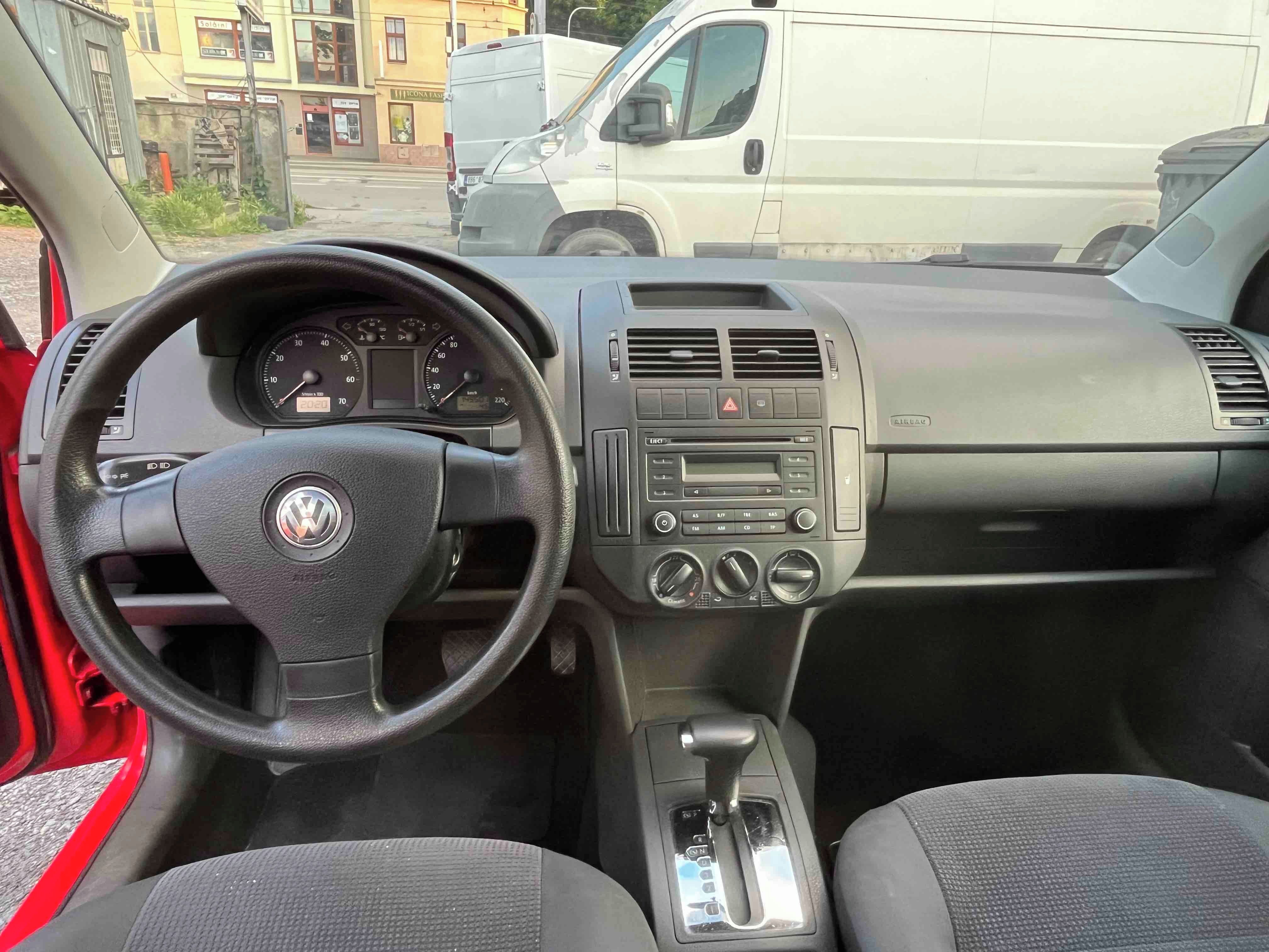 Volkswagen Polo, 1.4i, Automat, Nová STK - fotka 5