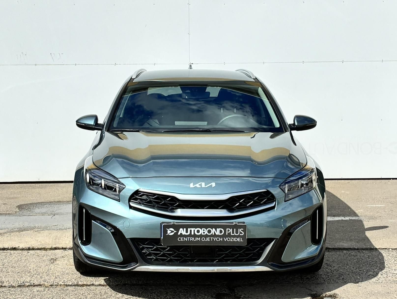Kia XCee´d, 1.5 T-GDi 117kW Exclusive - fotka 4