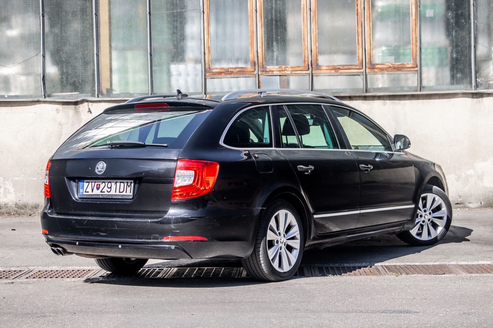 Škoda Superb - fotka 5