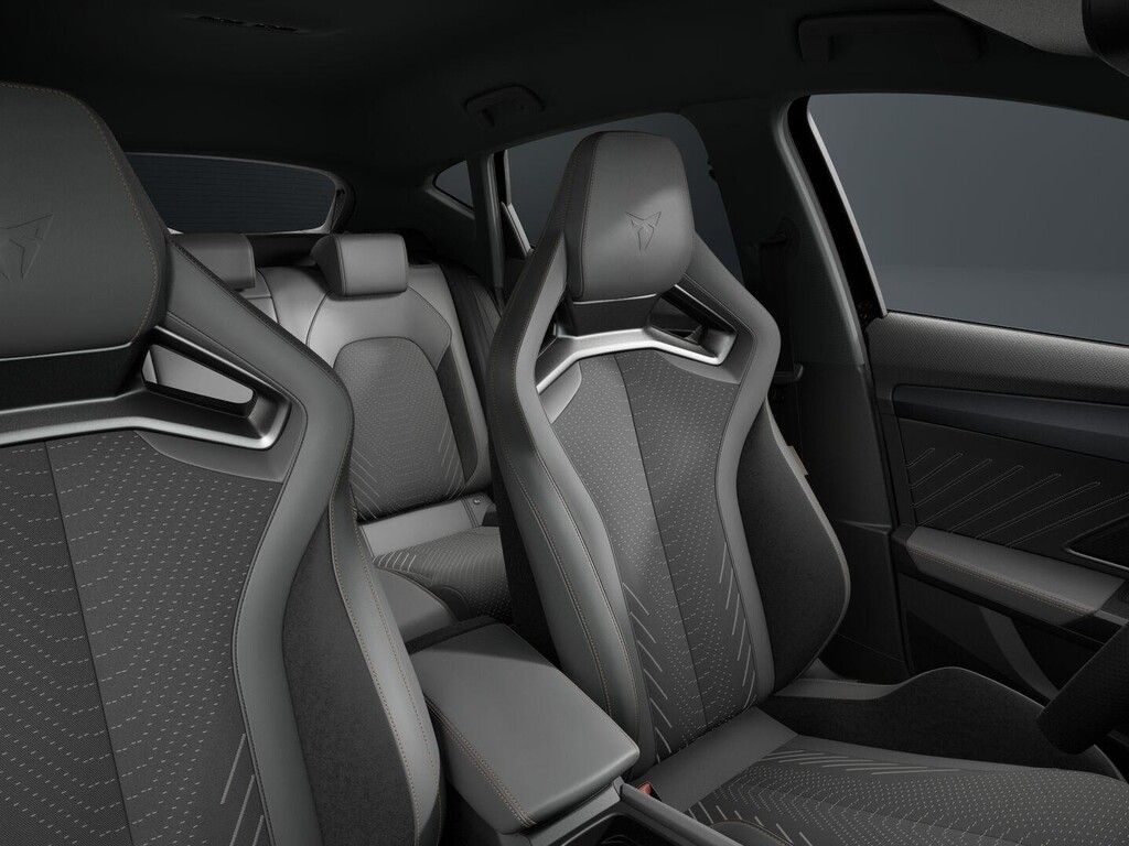 Cupra Formentor, 2.5TSI 287kW DSG 4WD - fotka 6