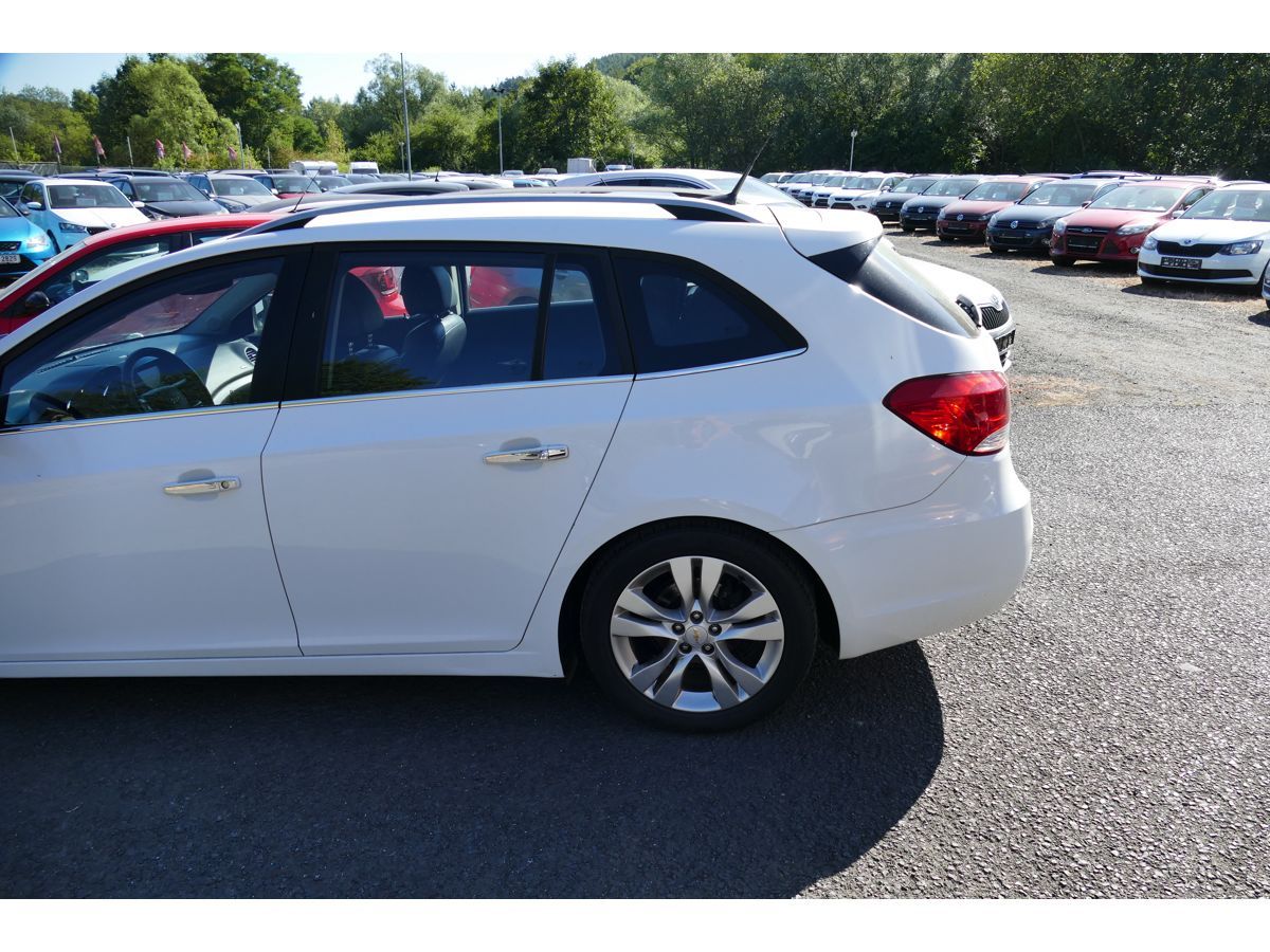 Chevrolet Cruze, 1,4 TURBO 103KW DIGI-KLIMA - fotka 6