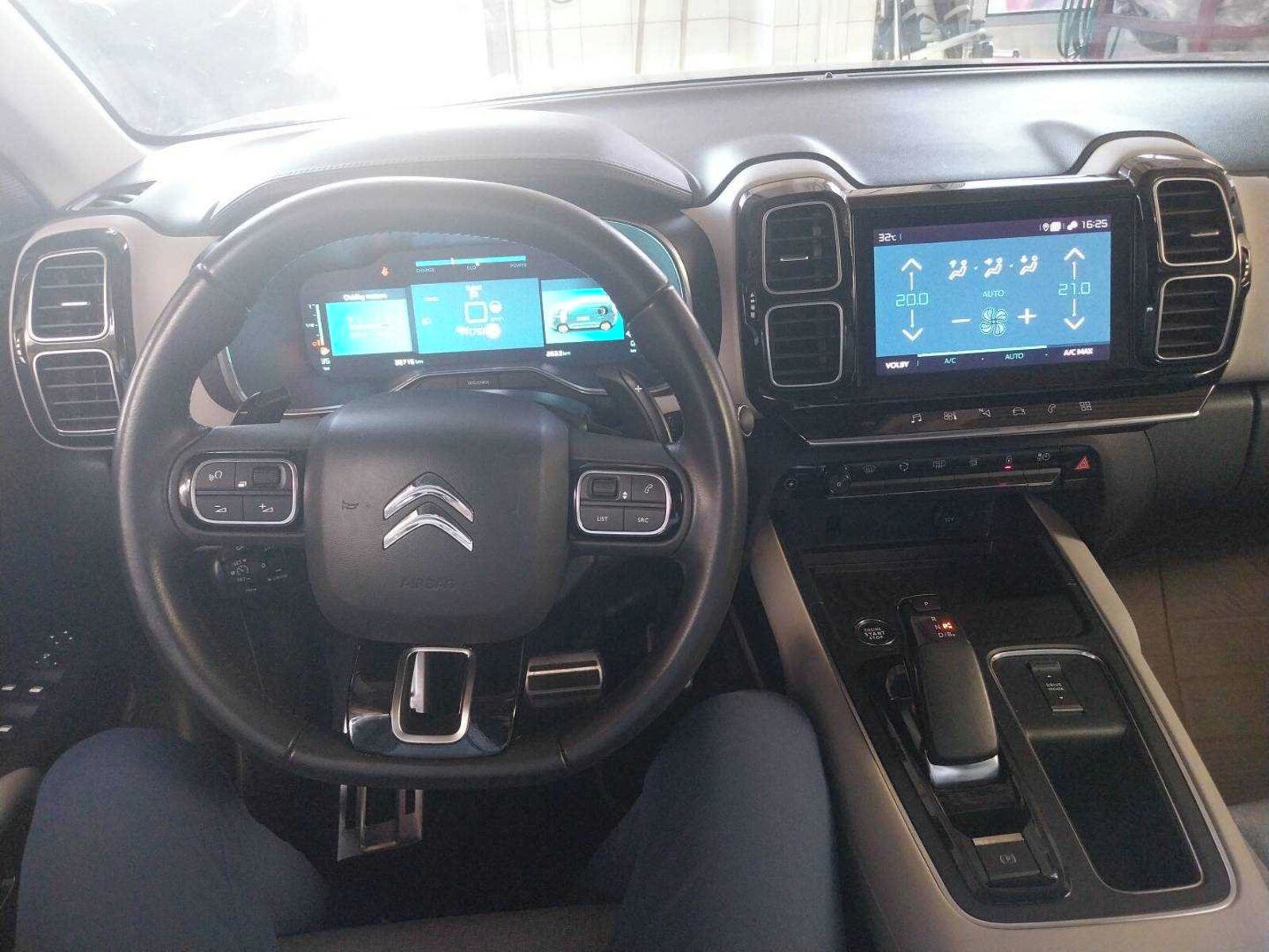 Citroën C5 Aircross, Hybrid 225, Automat, Kůže - fotka 3