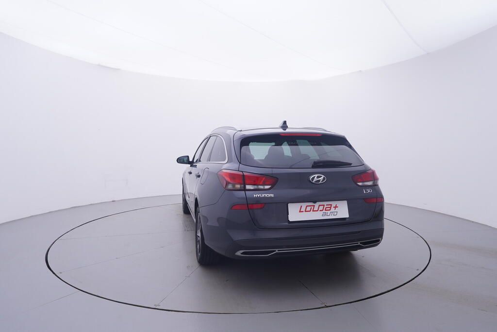 Hyundai i30, Style 1.5 T-GDI 117 kW - fotka 4