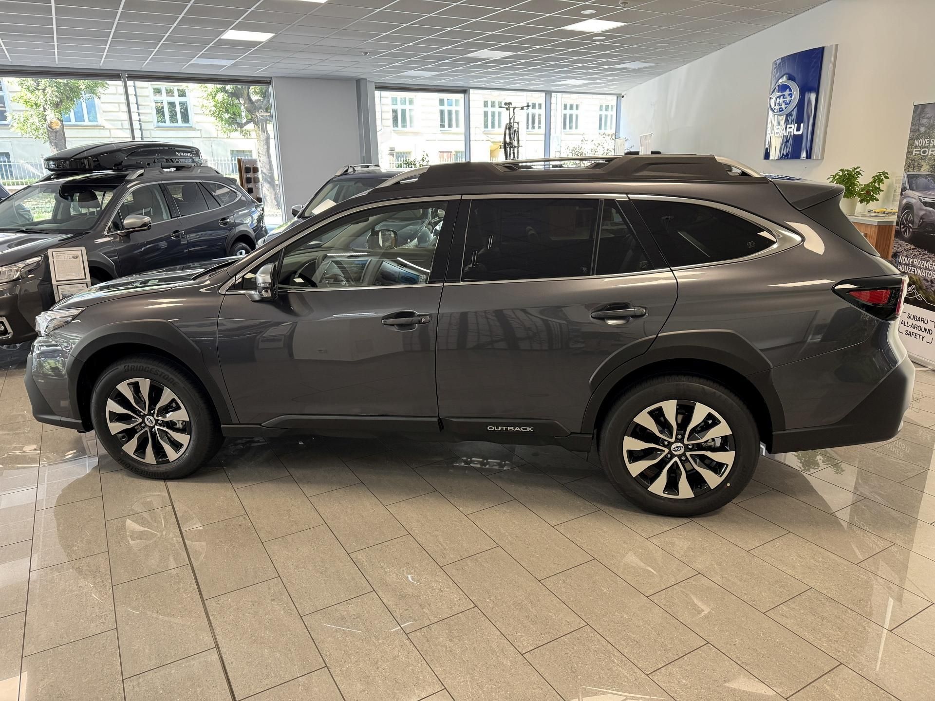 Subaru Outback, 2.5i-T Touring Lineartronic - fotka 2