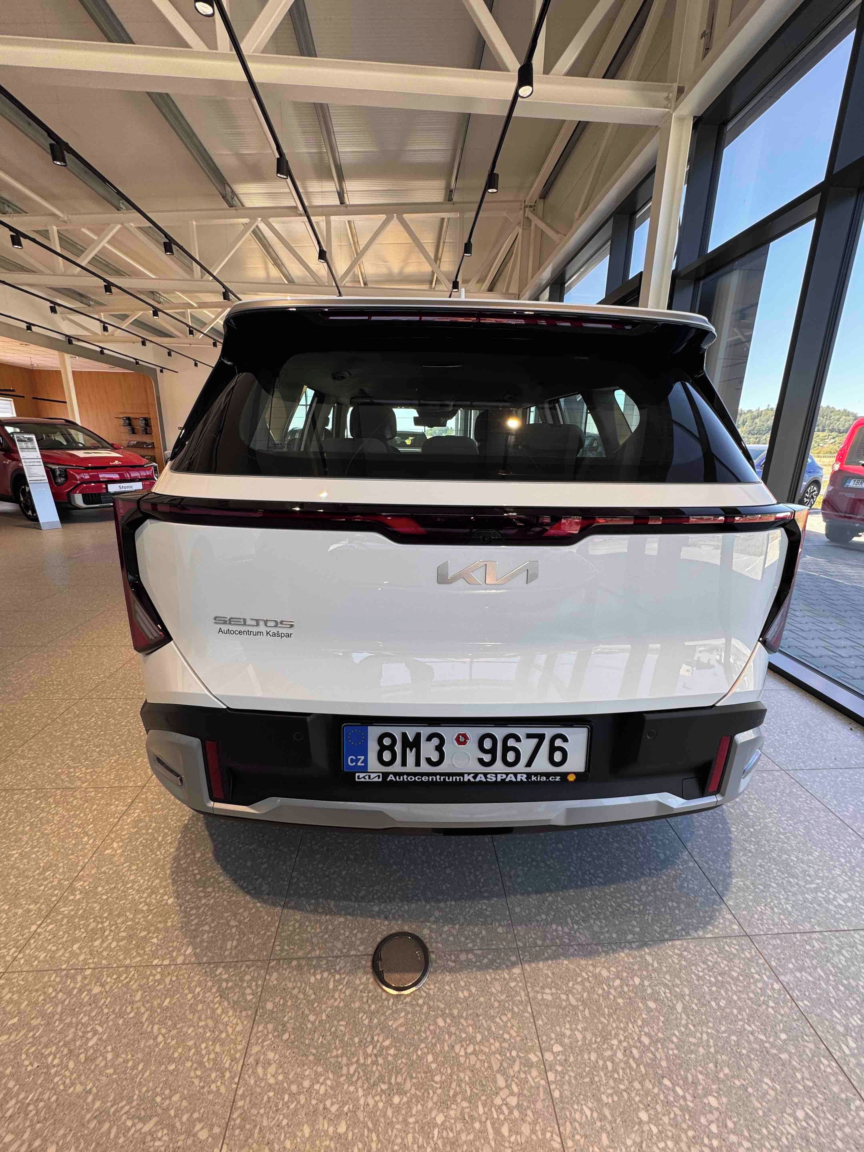 Kia Seltos, 1,6 T-GDi GPF 4x2 COMFORT - fotka 6