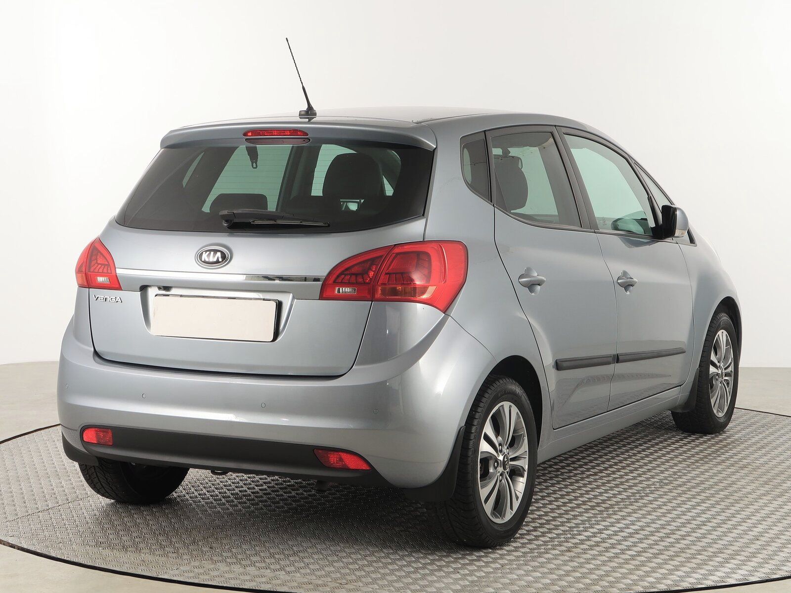 Kia Venga, 1.6 CVVT, Automat, Serv.kniha - fotka 5