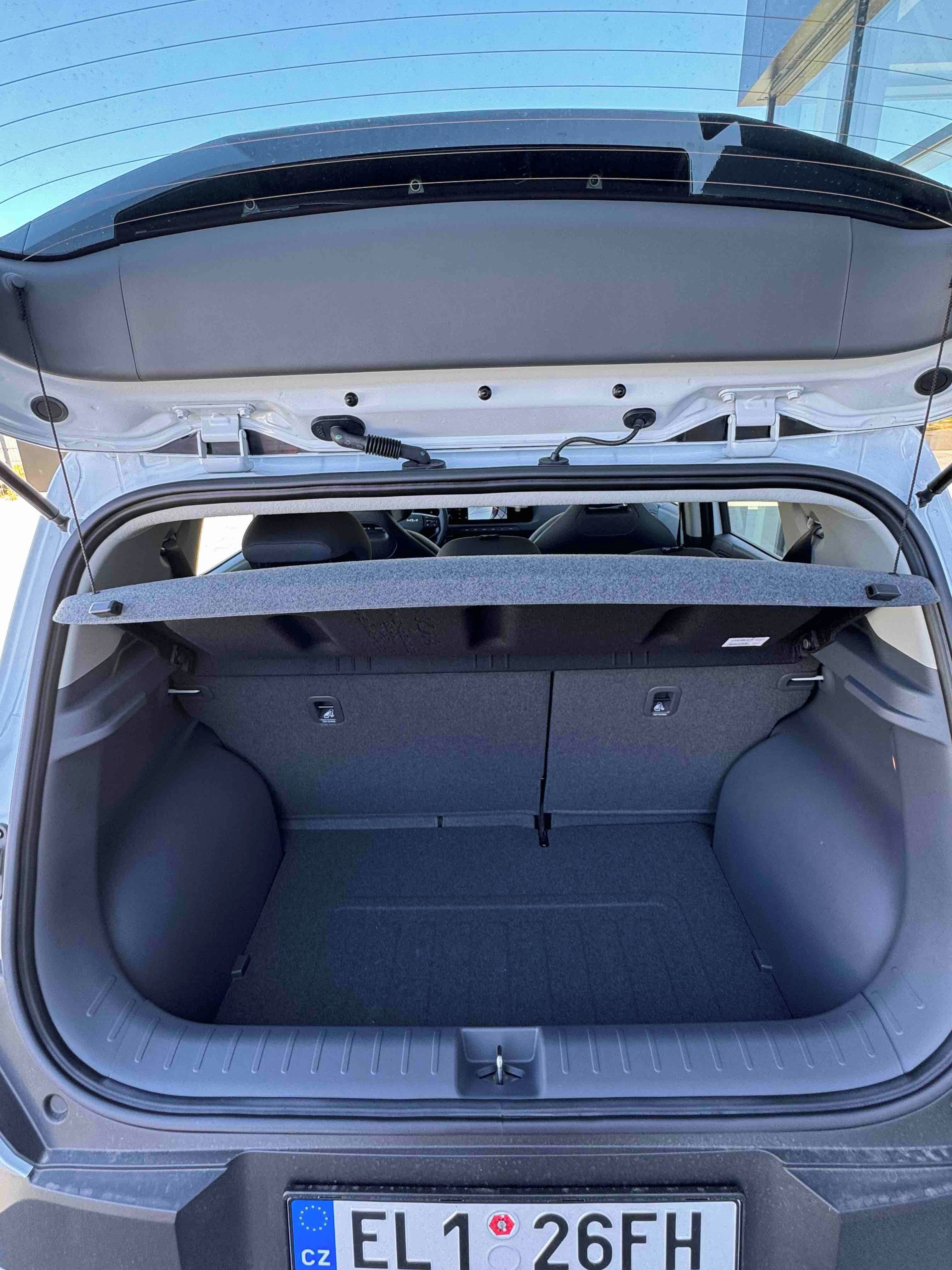 Kia EV2, 5P 4x2 AIR 108 KW + 42,2 KWH - fotka 5