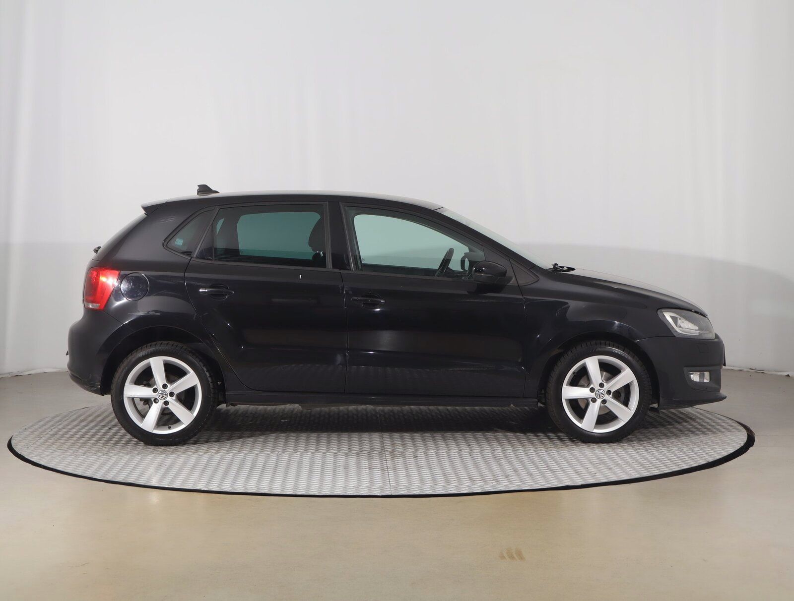 Volkswagen Polo, 1.6 TDI, Automat - fotka 6