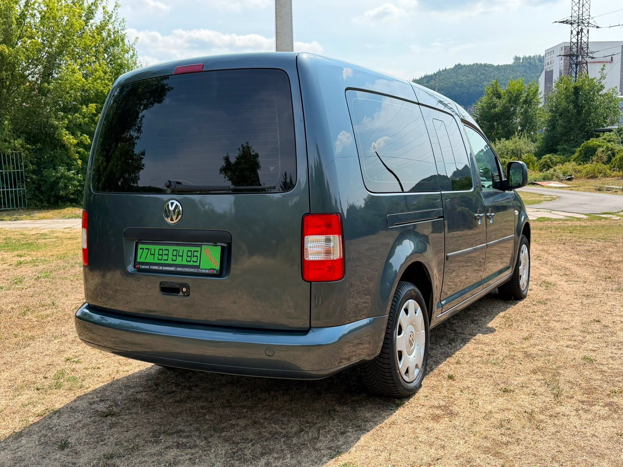 Volkswagen Caddy, MAXI 1,6 MPI - SPACÍ VESTAVBA - fotka 4
