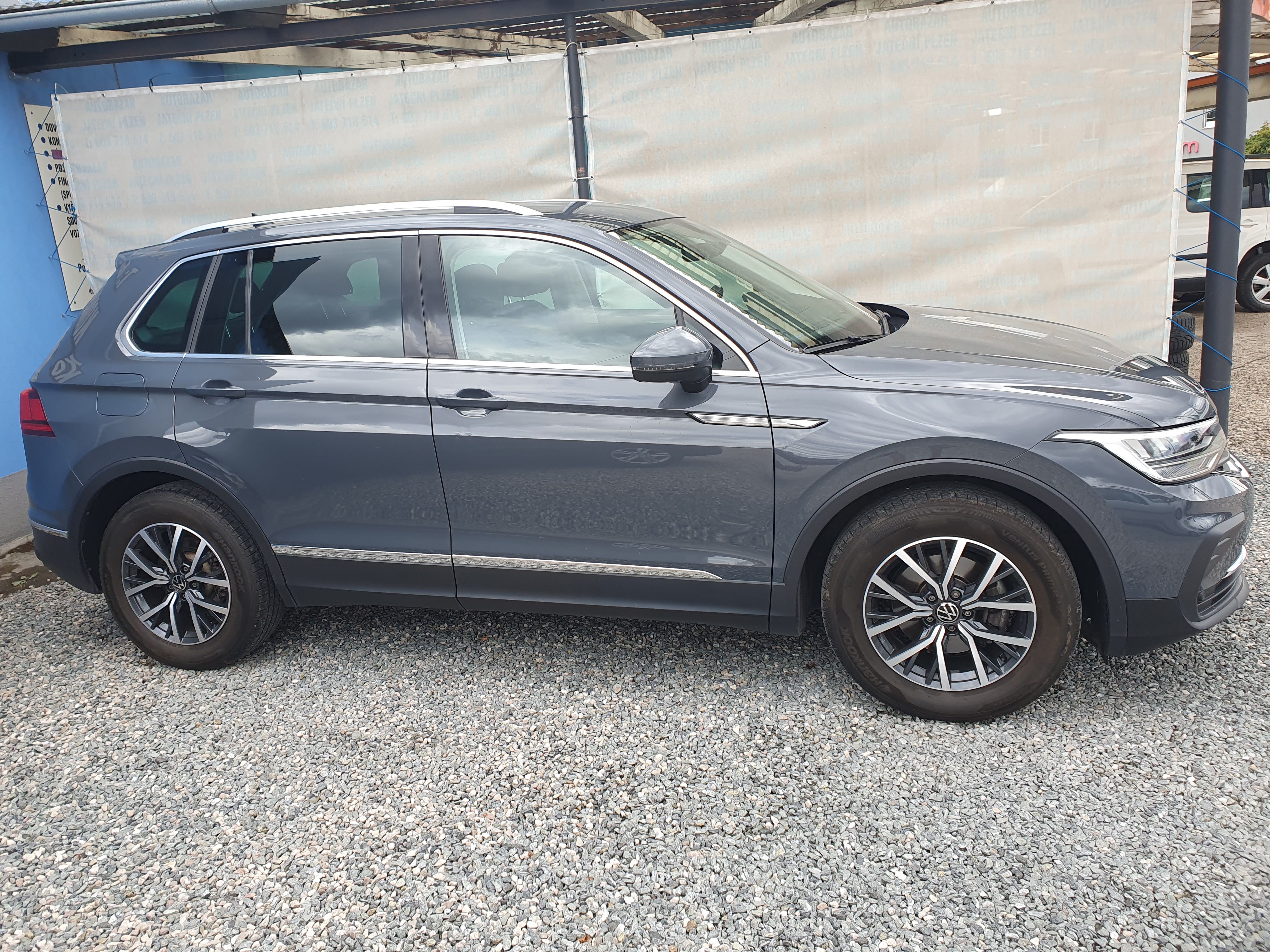 Volkswagen Tiguan, 2.0 TDI 110 KW 1 MAJITEL ČR - fotka 2