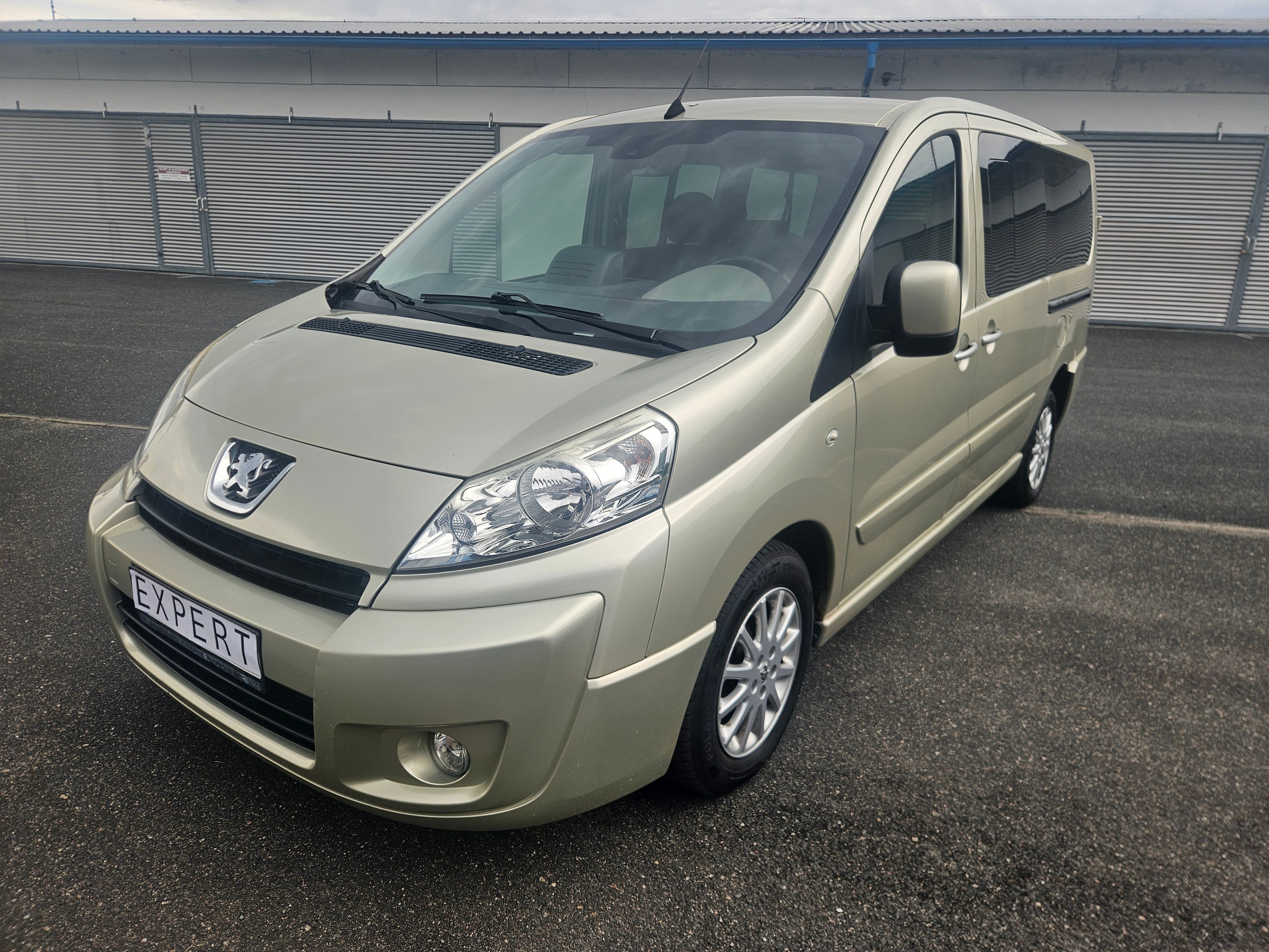 Peugeot Expert, PEUGEOT EXPERT 2,0 HDI 120kW
