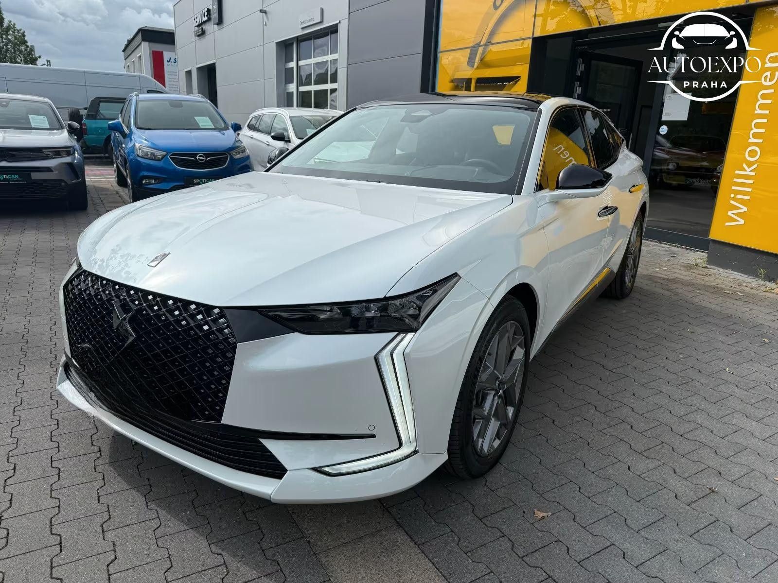 DS 4, E-Tense Pallas PHEV - fotka 3