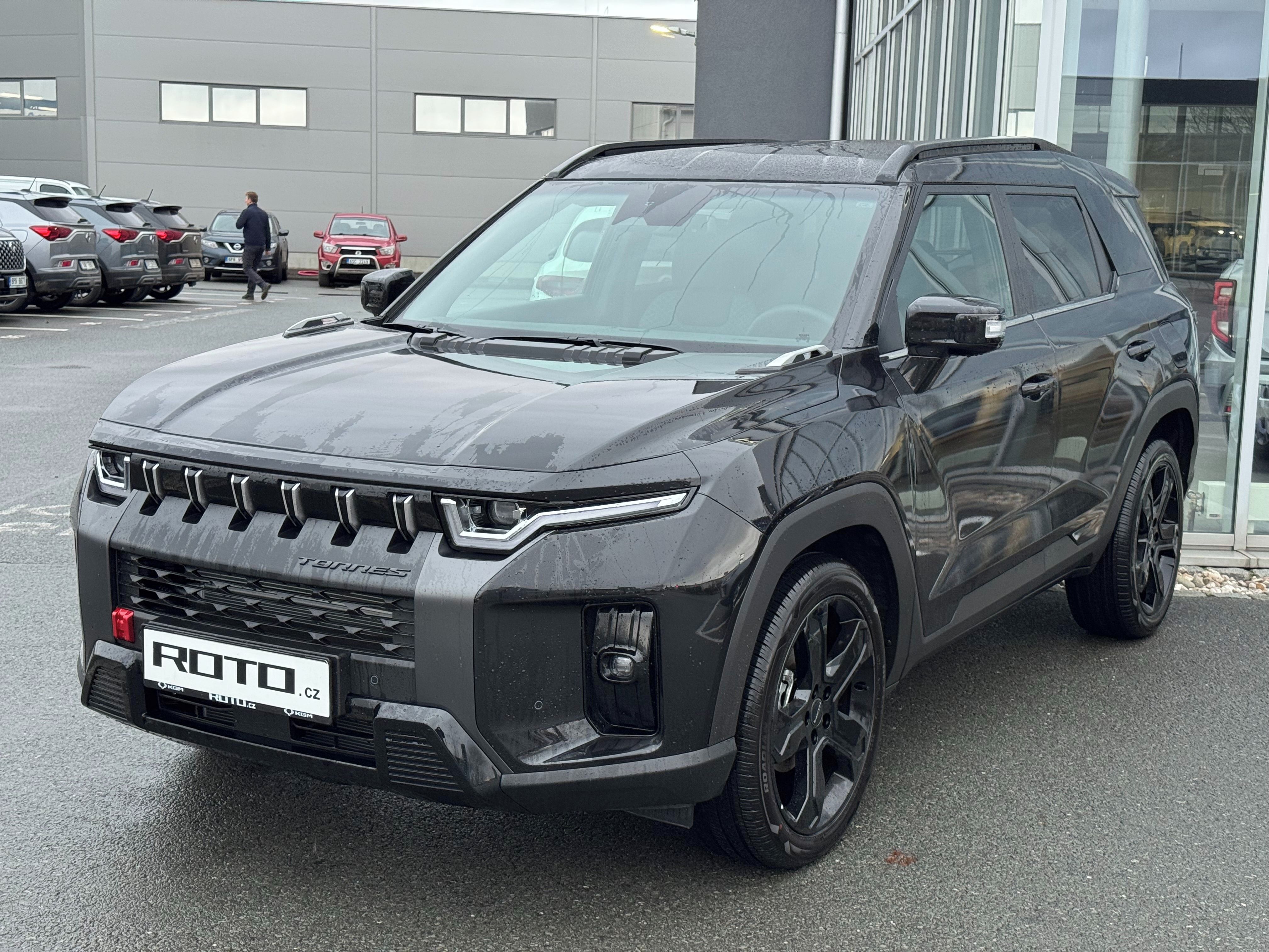 KGM Torres, Hybrid;BLACK PAKET; PŘEDVÁDĚCÍ - fotka 3