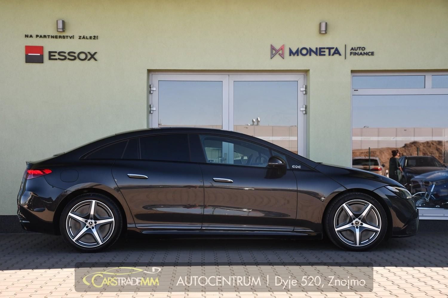Mercedes-Benz EQE, 350 4MATIC - fotka 4
