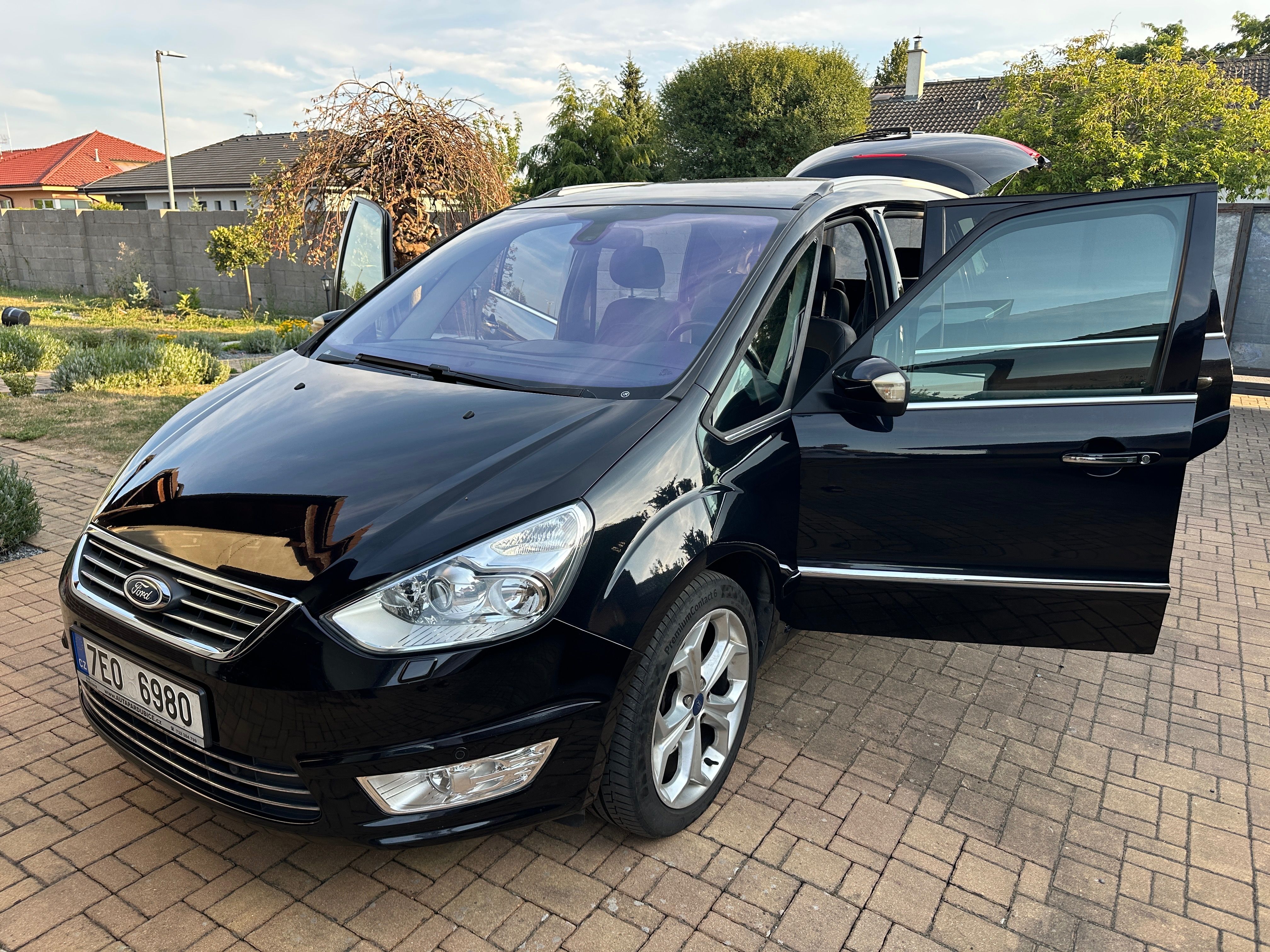 Ford Galaxy, Ford Galaxy 2.2 TDCi Titanium
