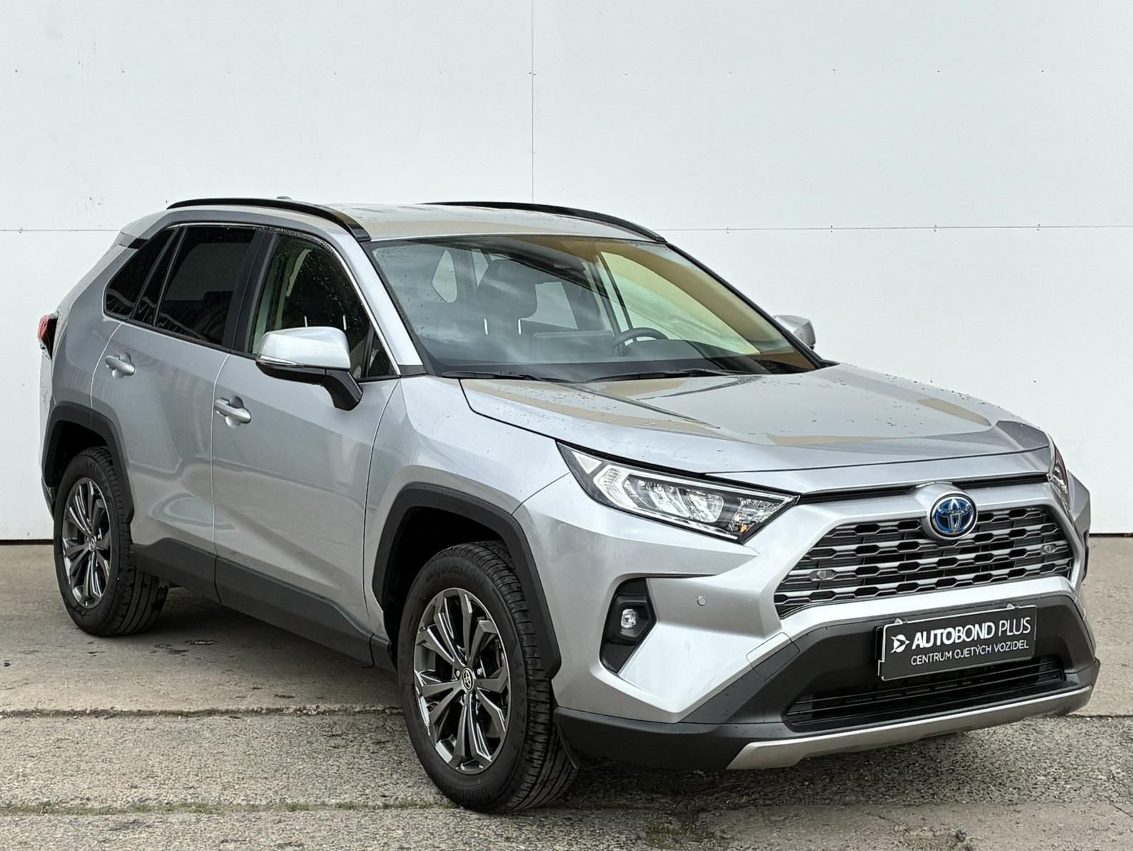 Toyota Rav4, 2.5 HSD e-CVT AWD Comfort Styl - fotka 6