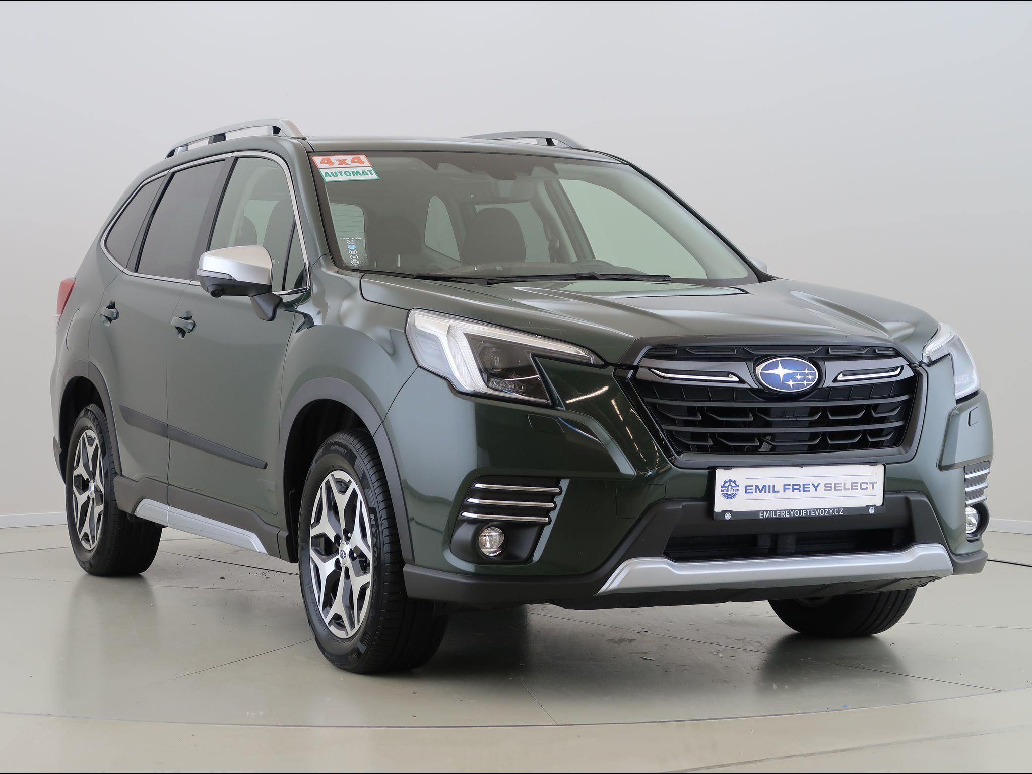 Subaru Forester, 2.0e-Boxer,110kW,AT,4x4,CZ,1Ma - fotka 3