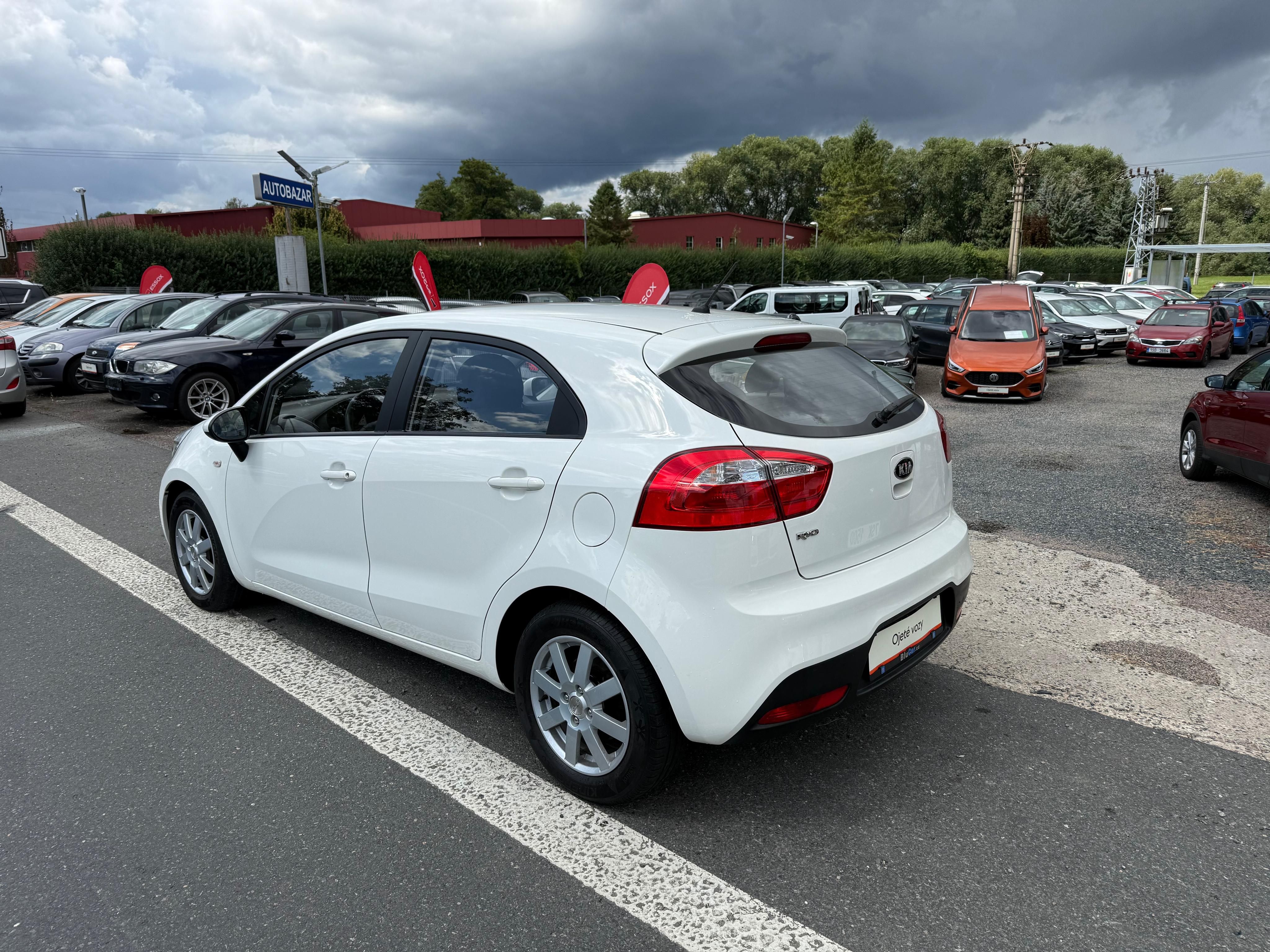 Kia Rio, 1.2CVVT 63kw ČR - fotka 6