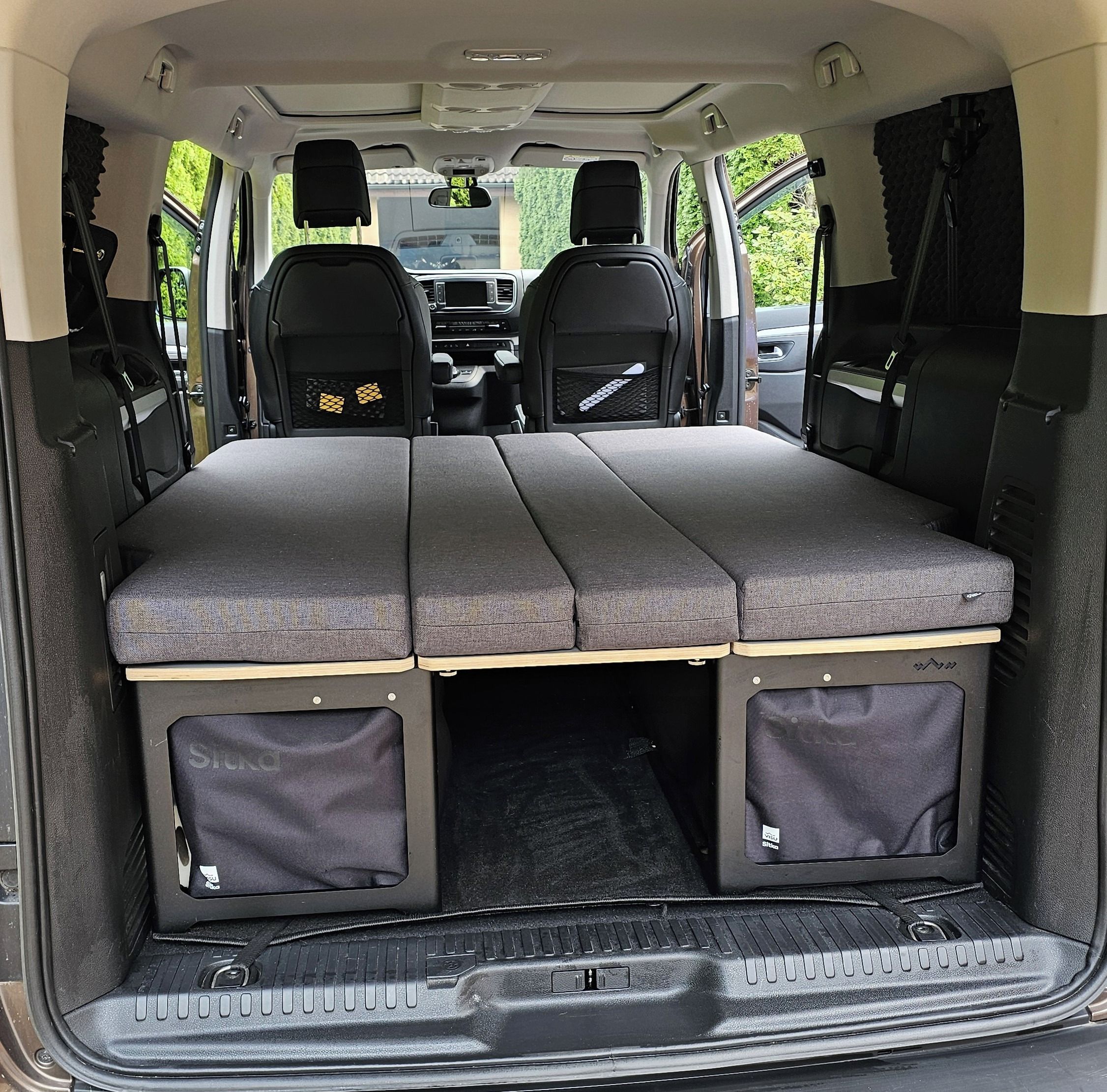 Citroën SpaceTourer, Shine, XL, BlueHDi 180k, EAT8 - fotka 5