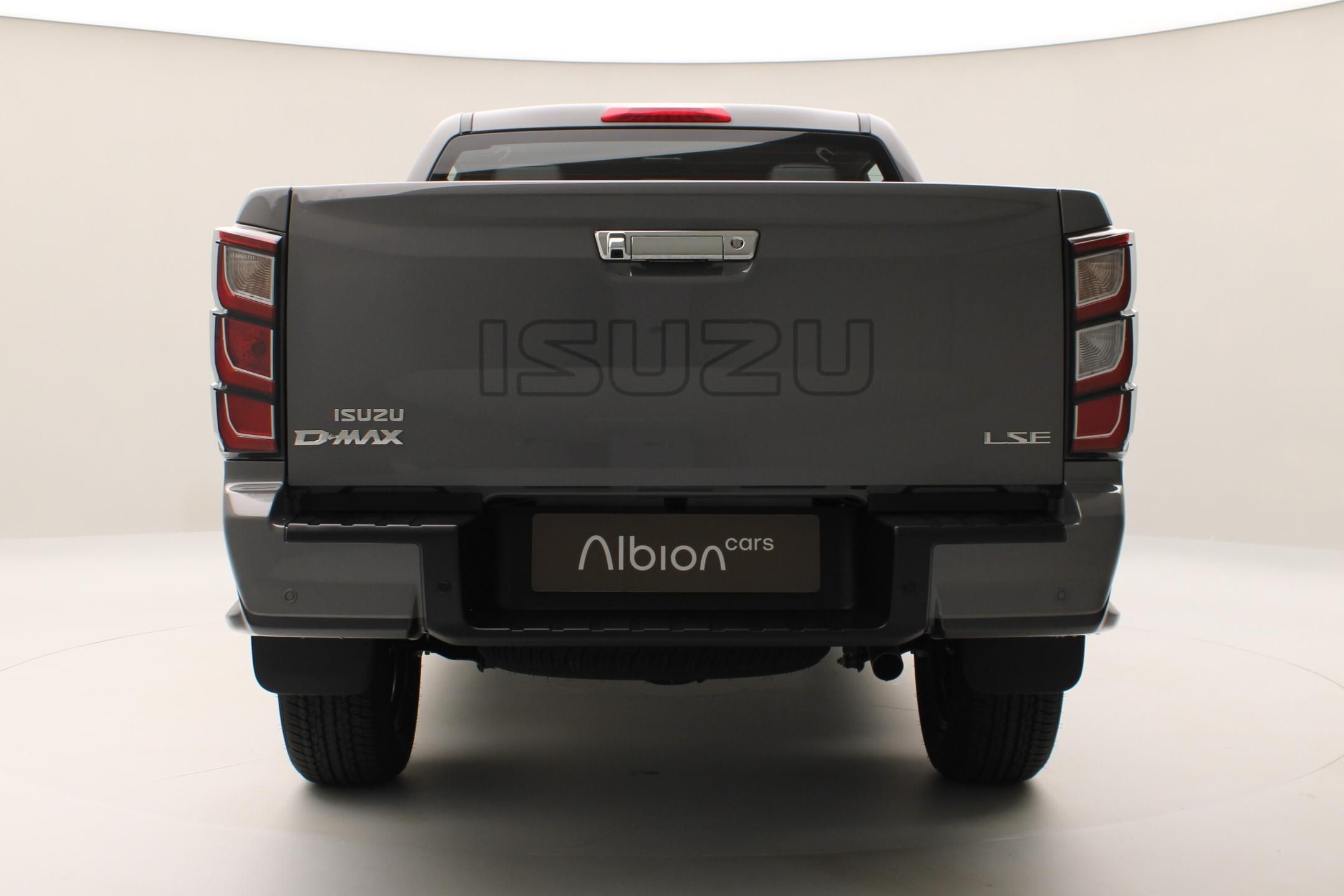 Isuzu D-Max, Double Cab 2,2 LS 4x4 AUT - fotka 4