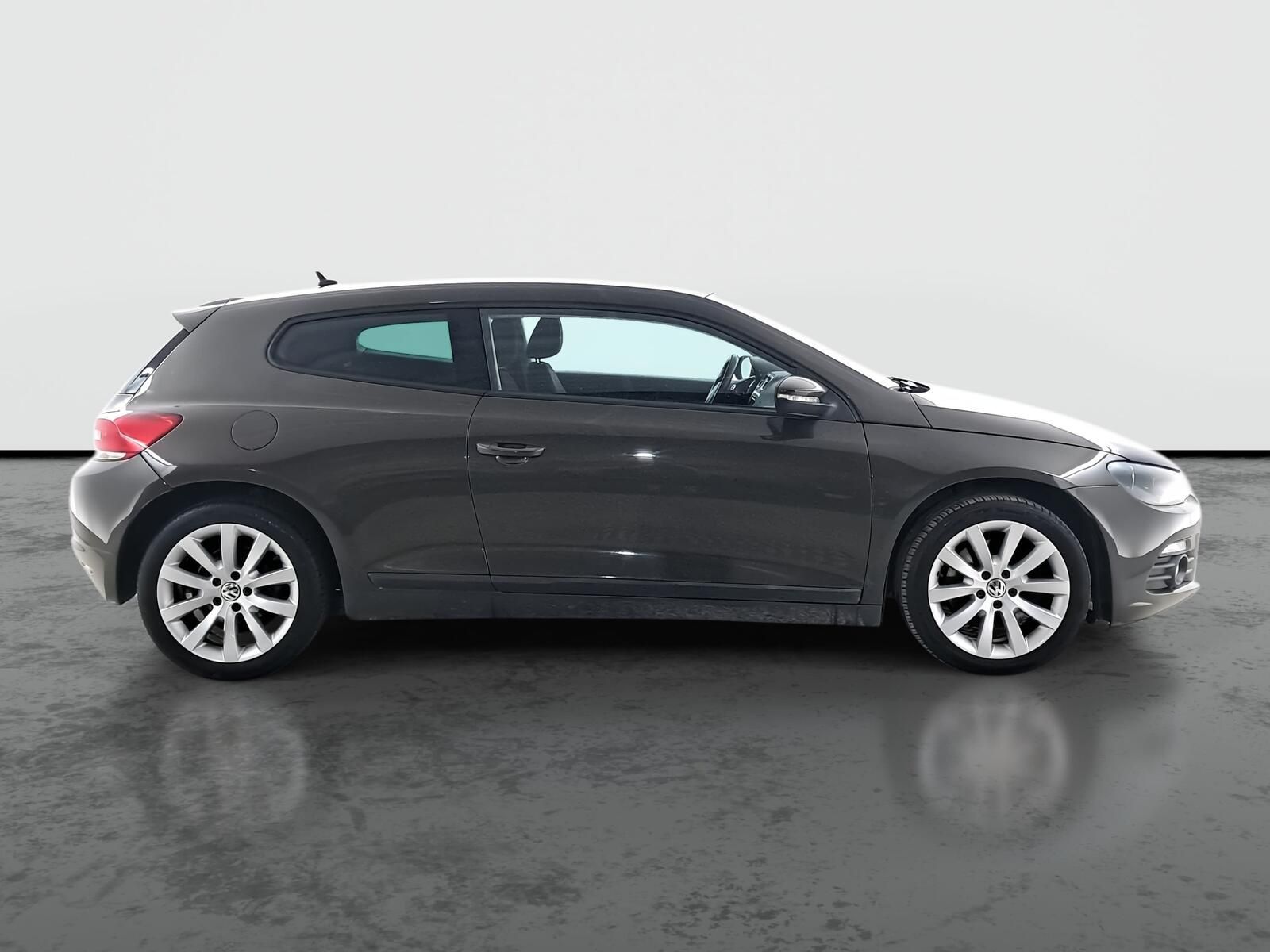 Volkswagen Scirocco, 1.4 TSI, Tempomat - fotka 6