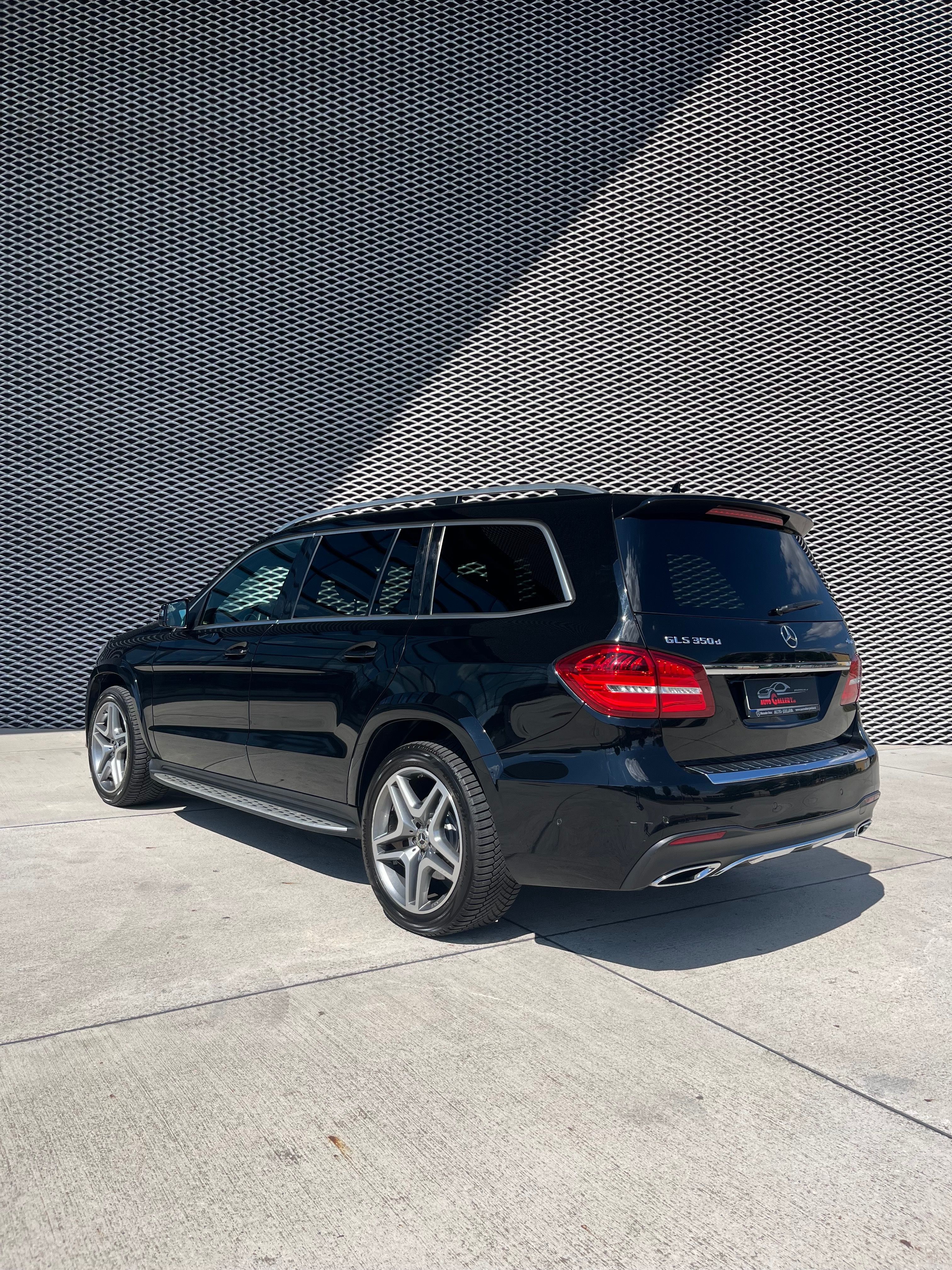 Mercedes-Benz GLS, 3.0 V6 190 kW 350 d - fotka 6