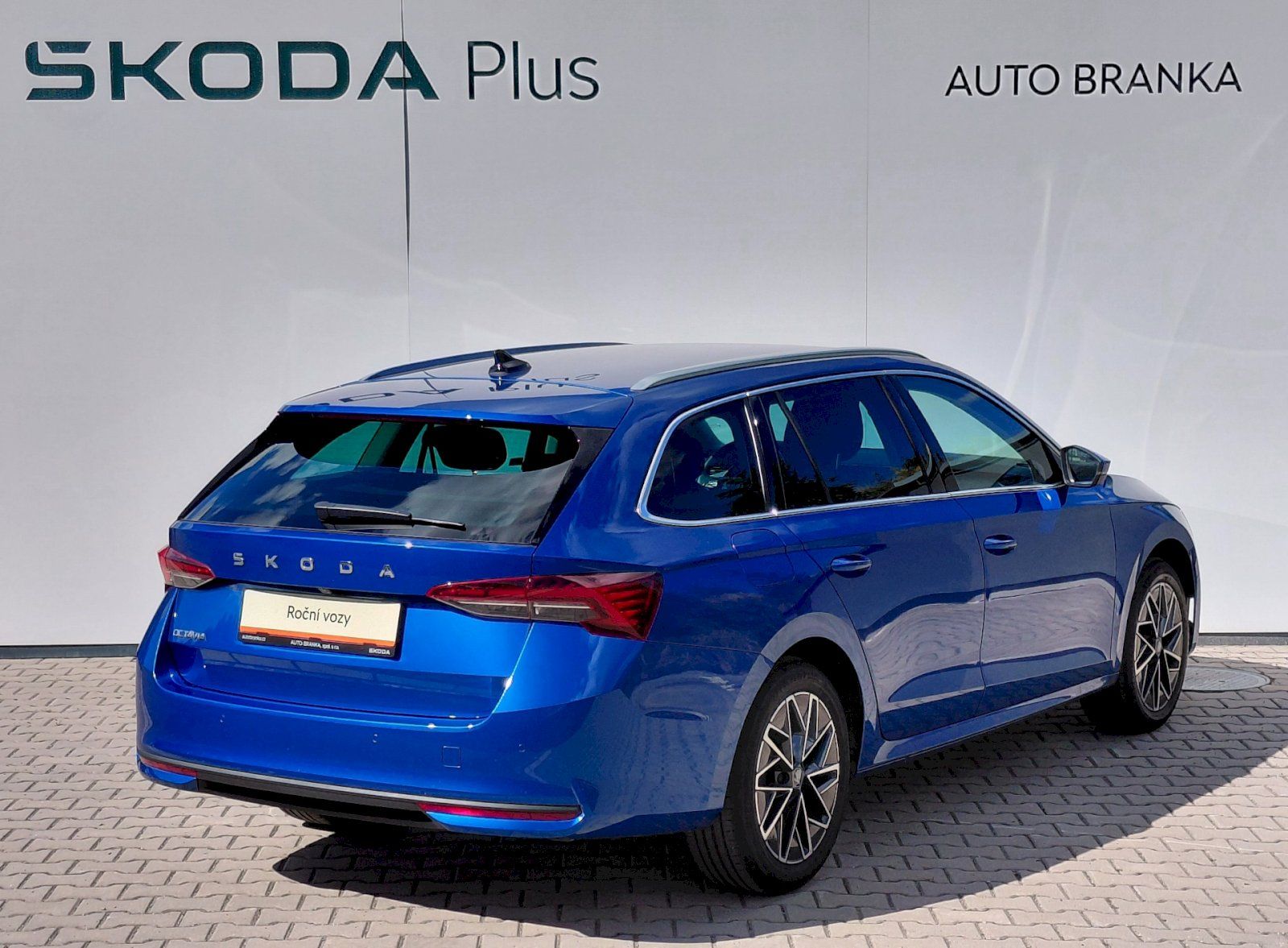 Škoda Octavia, 1,5 TSI 110 KW OCTAVIA COMBI - fotka 2