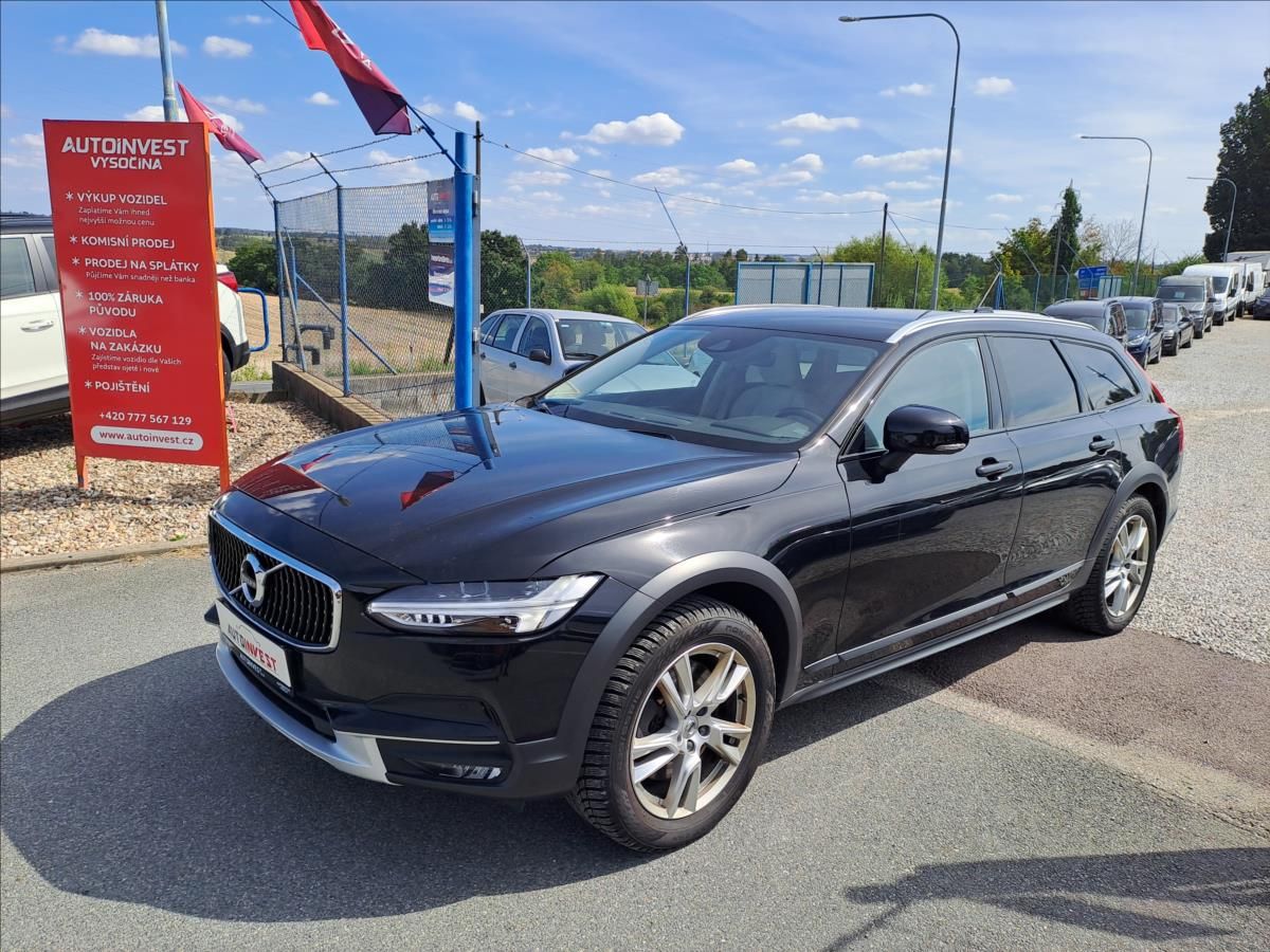 Volvo V90, 2,0 T5 KOUPENO CZ,1.MAJITEL