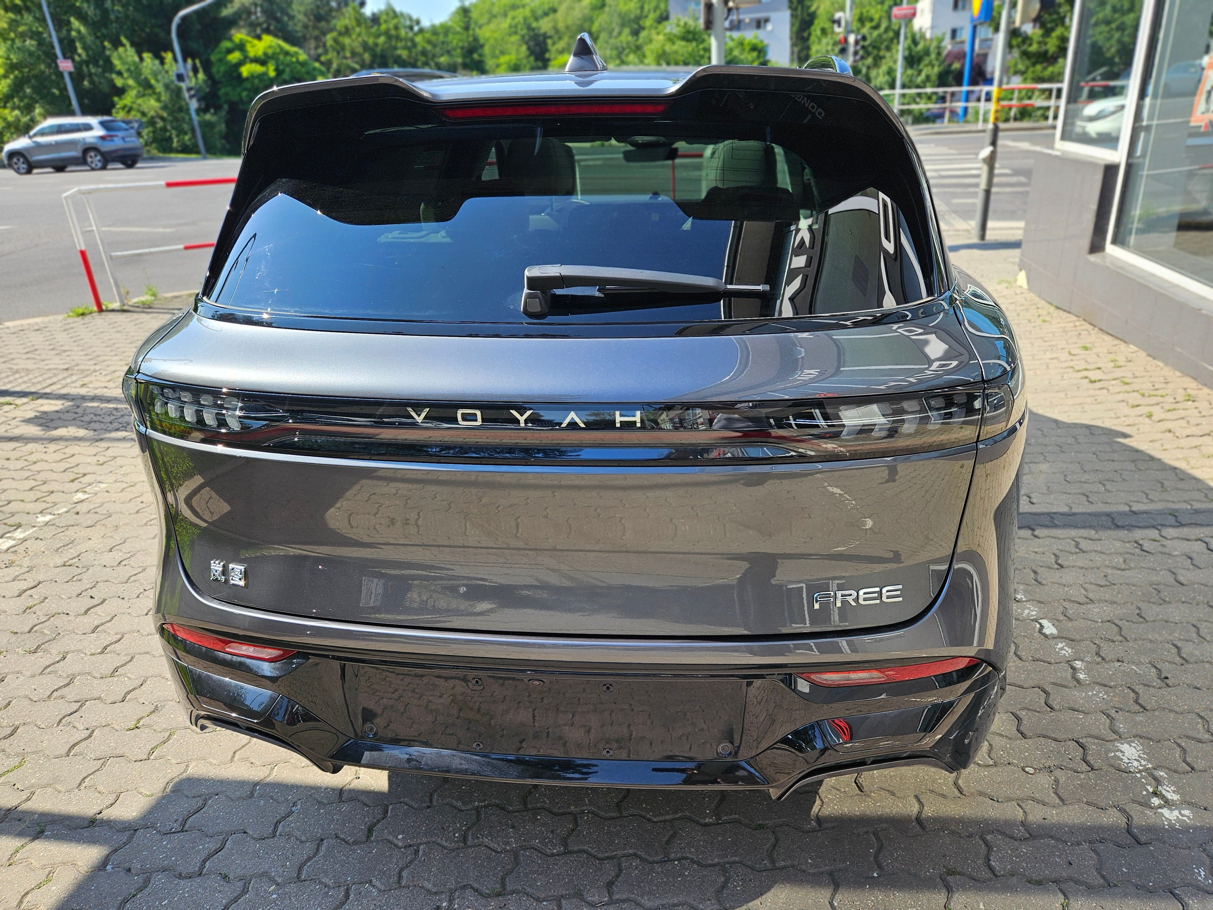Voyah FREE REV 318, AWD - fotka 6
