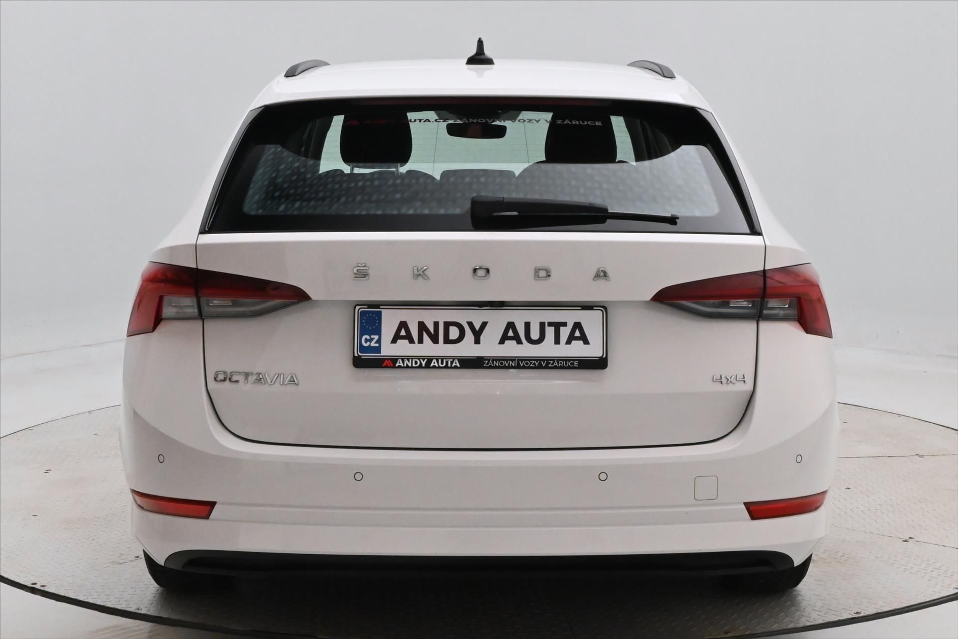 Škoda Octavia, 2,0 TDI 110kW 4x4 DSG Ambition - fotka 6