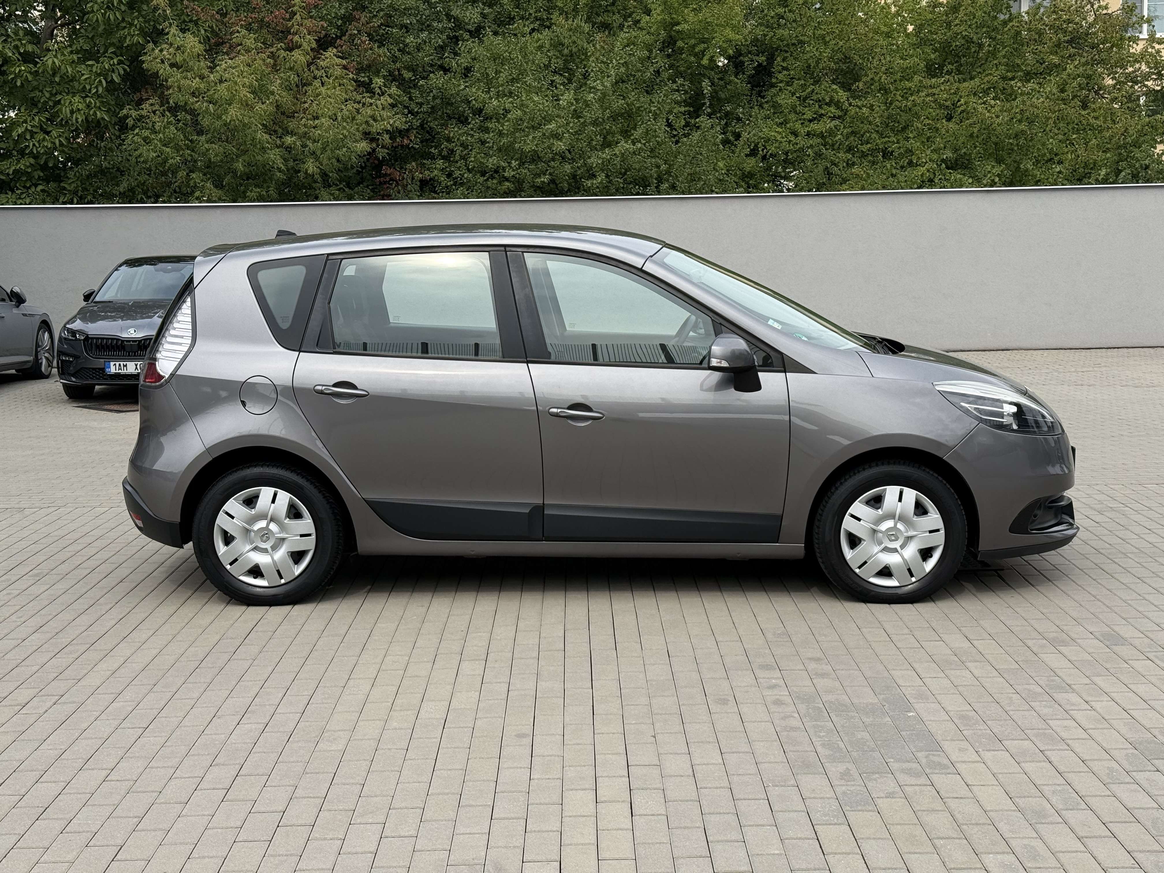 Renault Scénic, 1.6 16v 81kw TomTom editiom - fotka 5