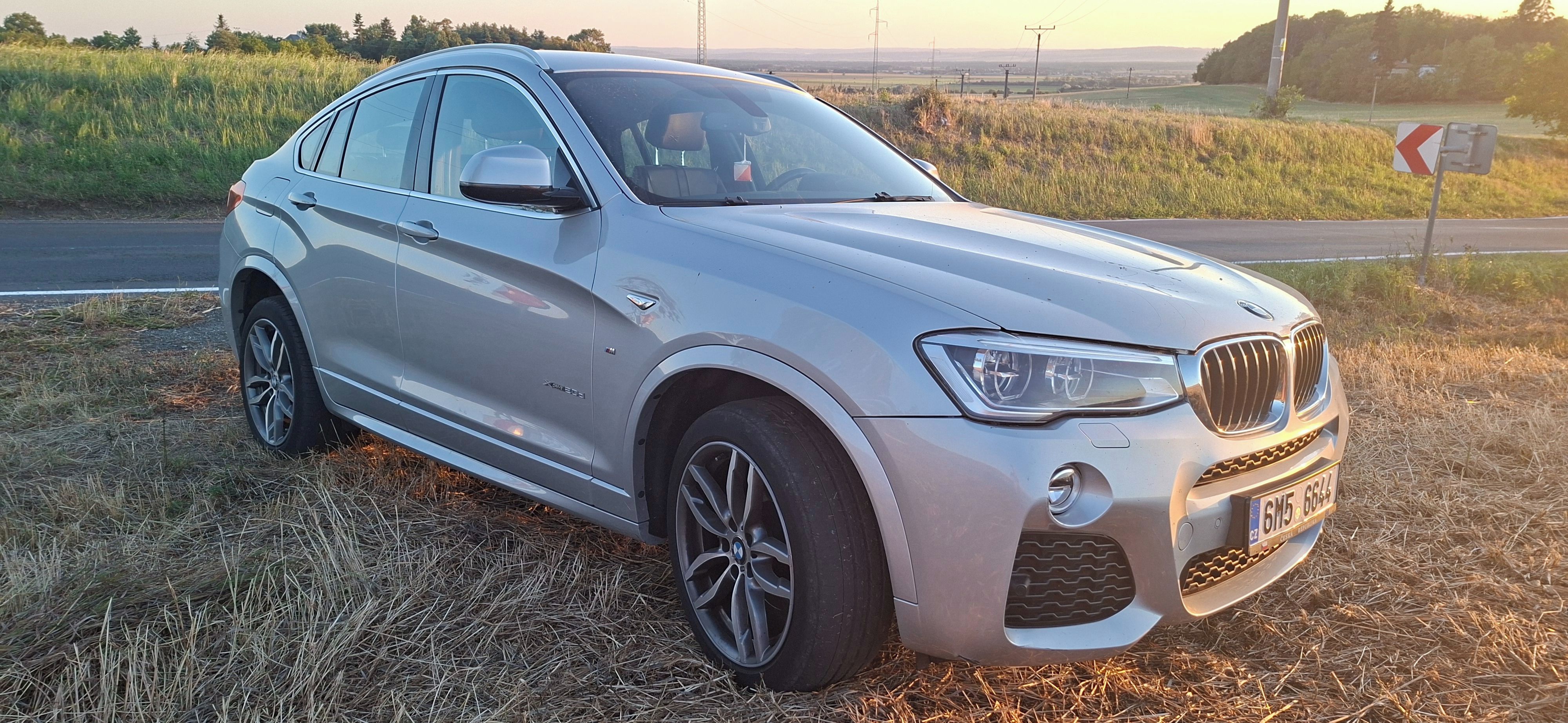 BMW X4, BMW X4 xDrive20d 39000km! - fotka 5