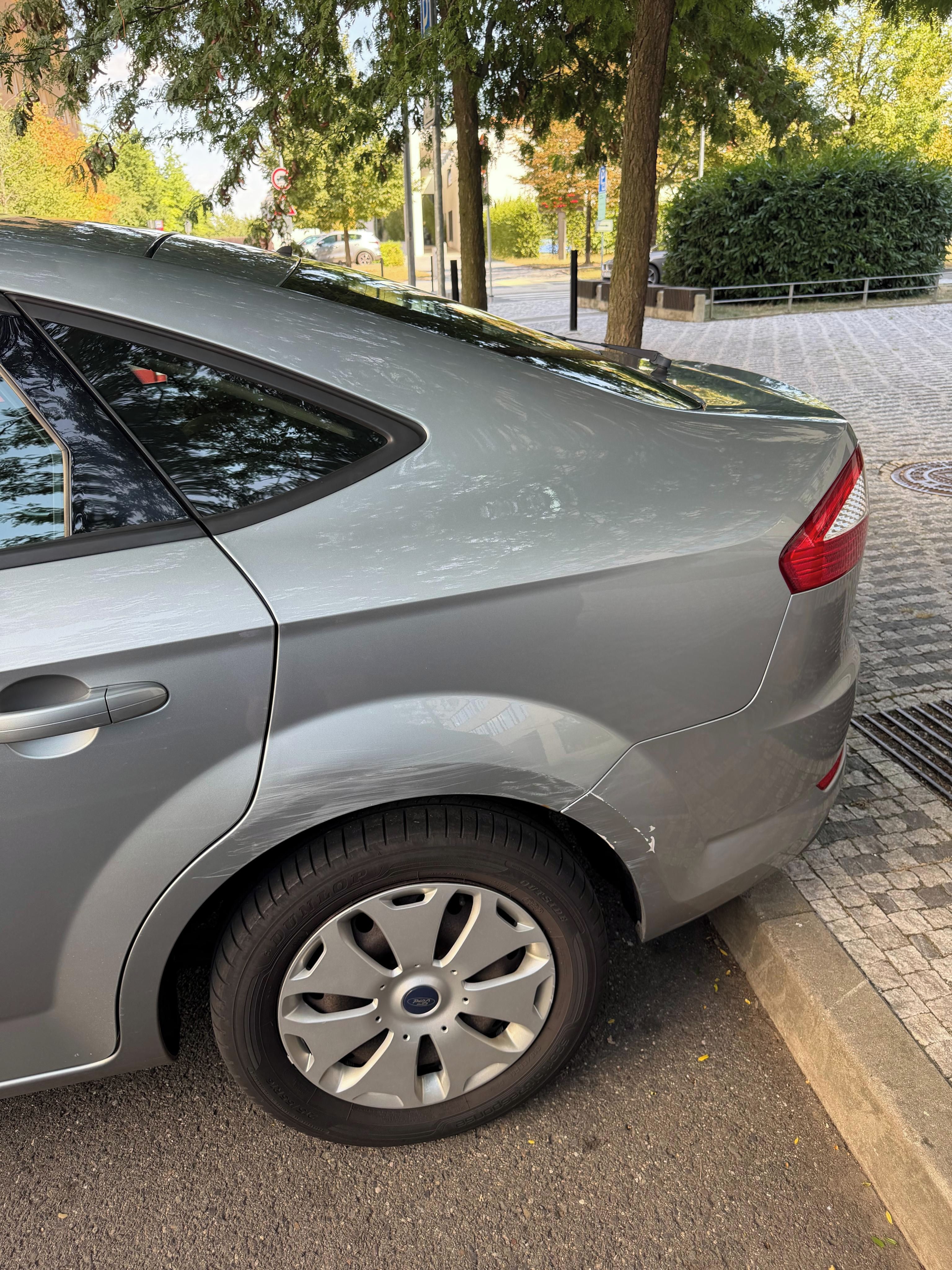 Ford Mondeo, 2.0 TDCi, 103 kW Trend - fotka 6