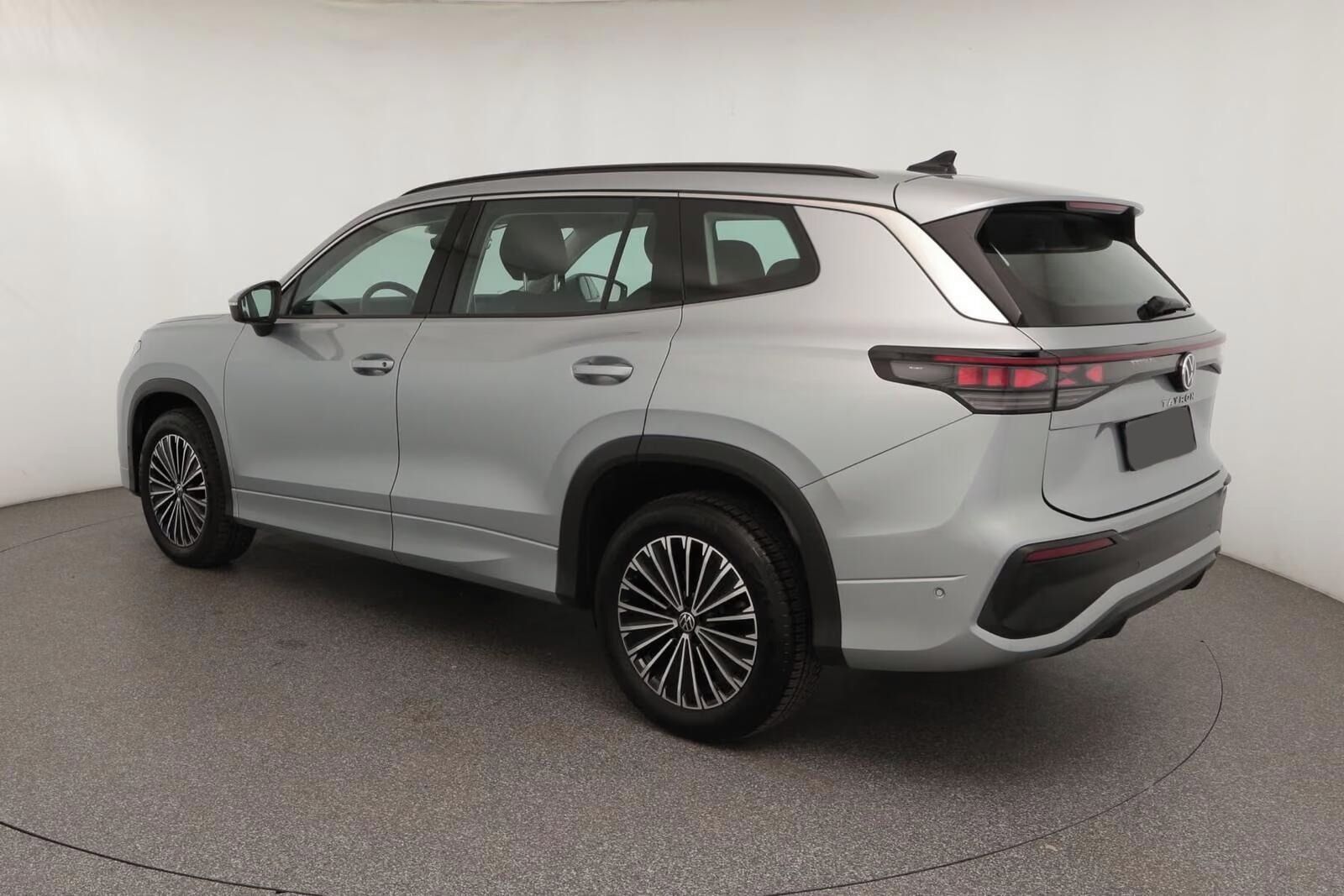Volkswagen Tayron, 2.0 TDI 4M LIFE*Navi*360°*Navi - fotka 2