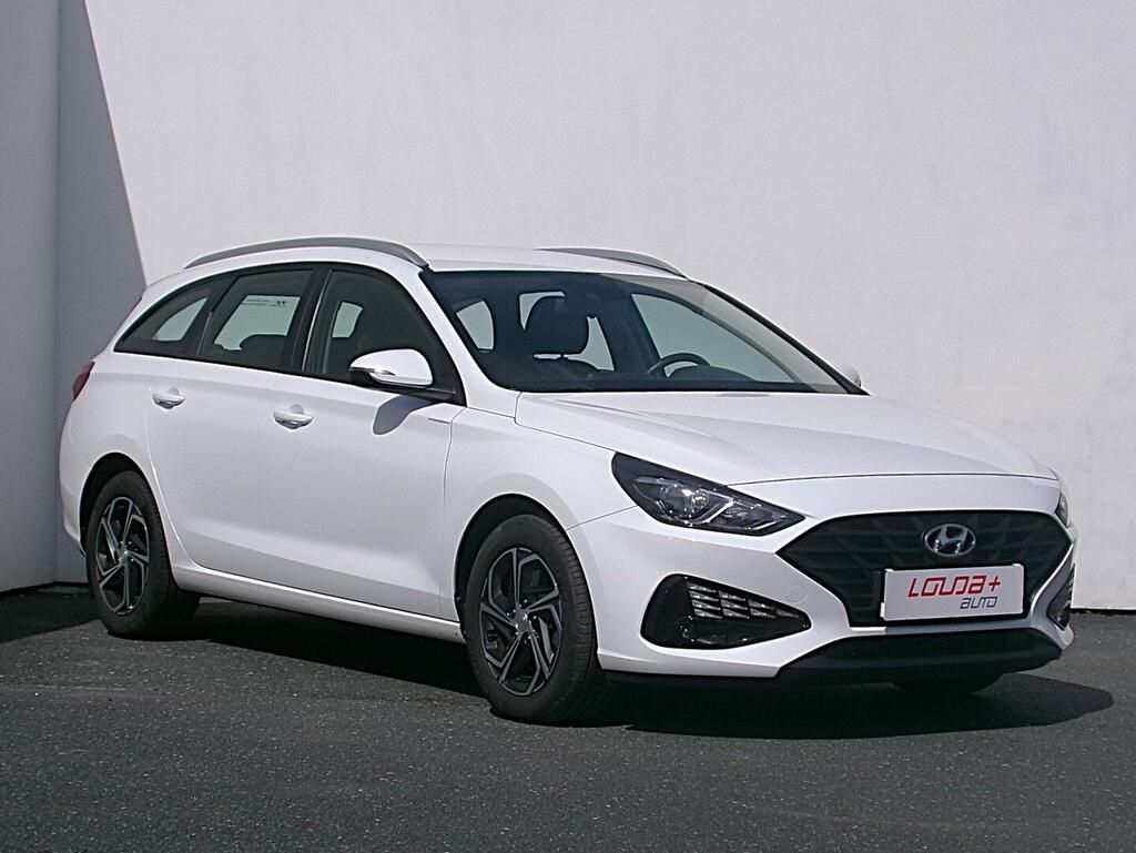 Hyundai i30, Comfort 1.5 81 kW - fotka 5