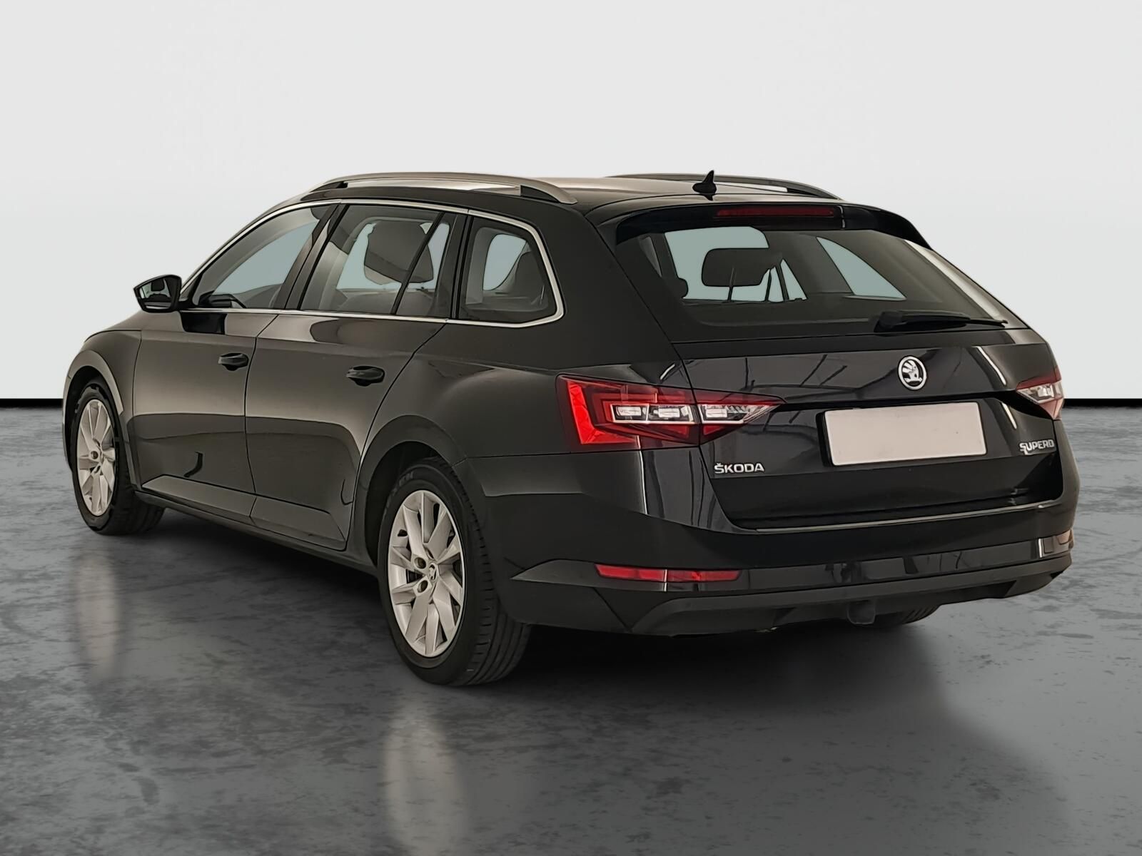 Škoda Superb, 2.0 TDI, Style Plus, Automat - fotka 4