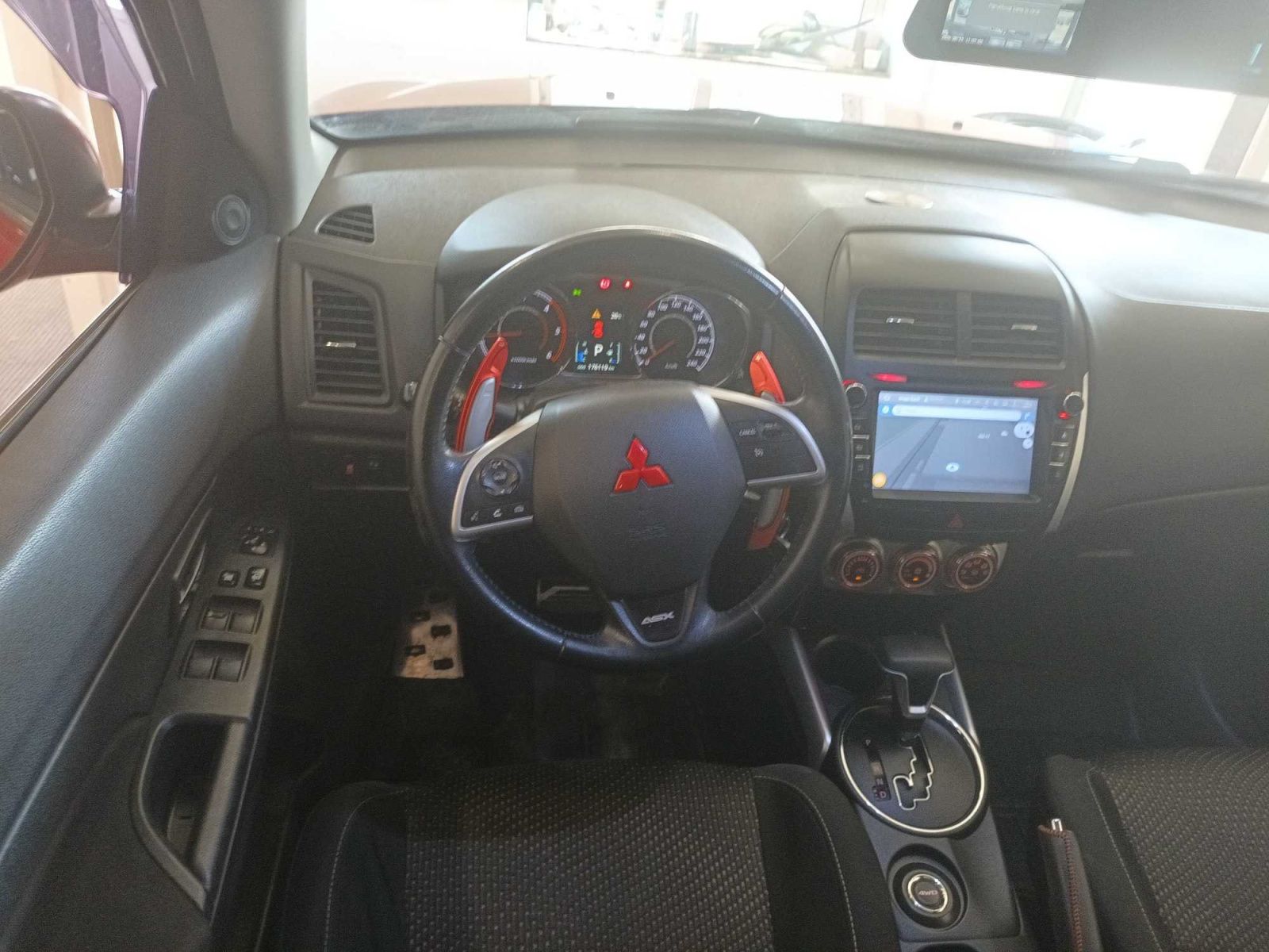 Mitsubishi ASX, 2.2 DI-D, 4X4, Automat, Navi - fotka 3