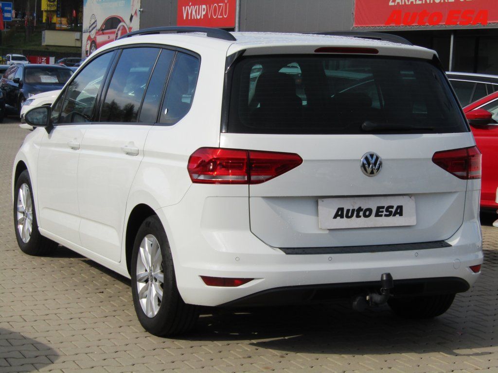 Volkswagen Touran, 1.6TDI,AC,výhřev sed - fotka 4