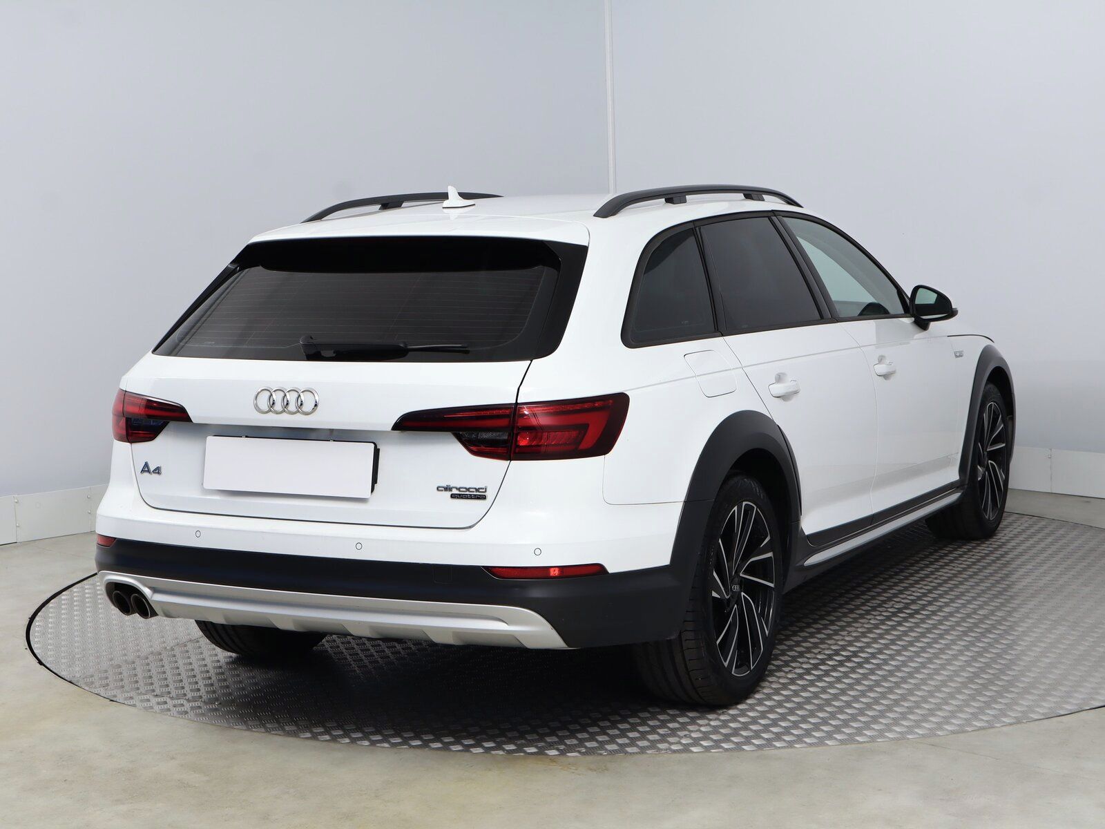 Audi A4 allroad, 2.0 TDI, 4X4, Automat - fotka 5