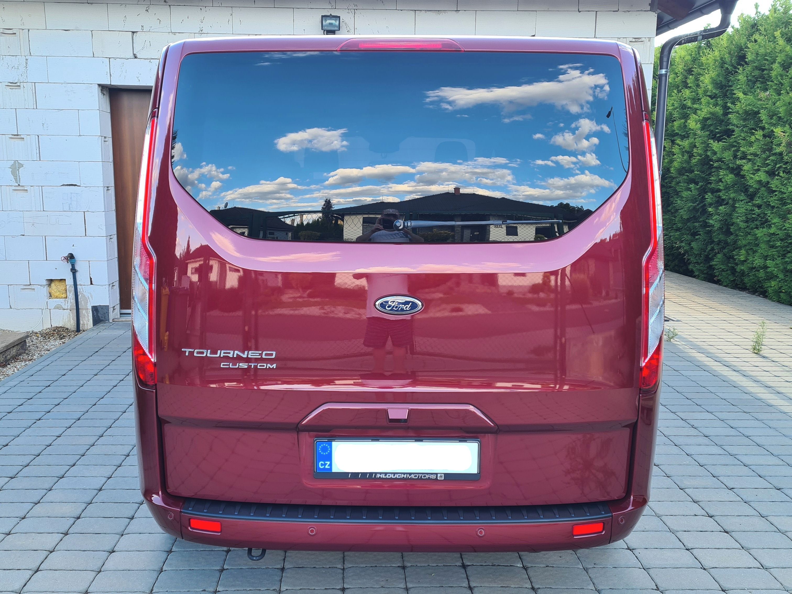 Ford Tourneo Custom, 320 L2 Titanium X 2.0 EcoBlue - fotka 4