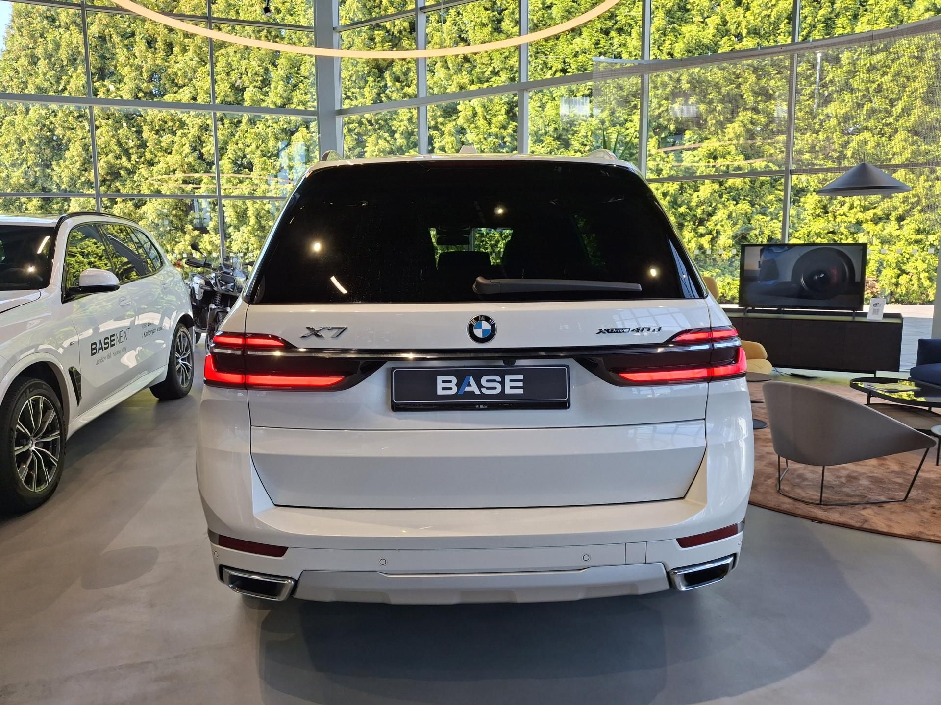 BMW X7, xDrive 40d Individuál - fotka 5