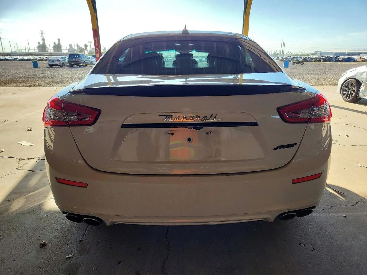 Maserati Ghibli, Auto na cestě - fotka 6