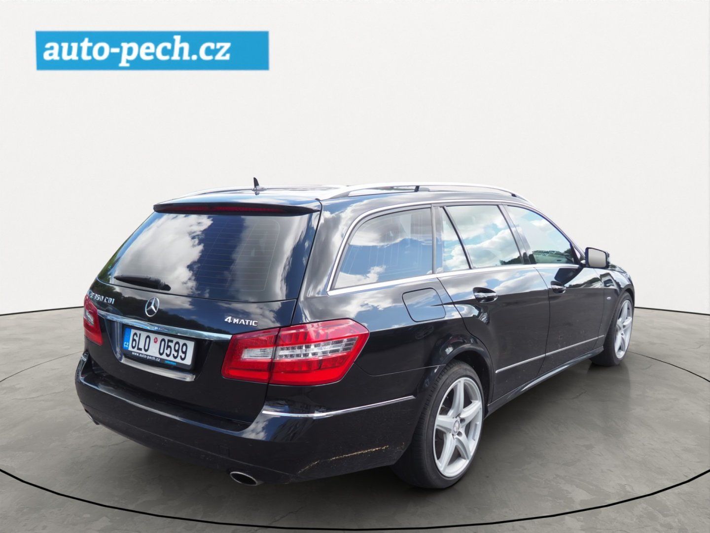 Mercedes-Benz Třídy E, 350 CDI V6, 4Matic, AT, Avantg - fotka 4