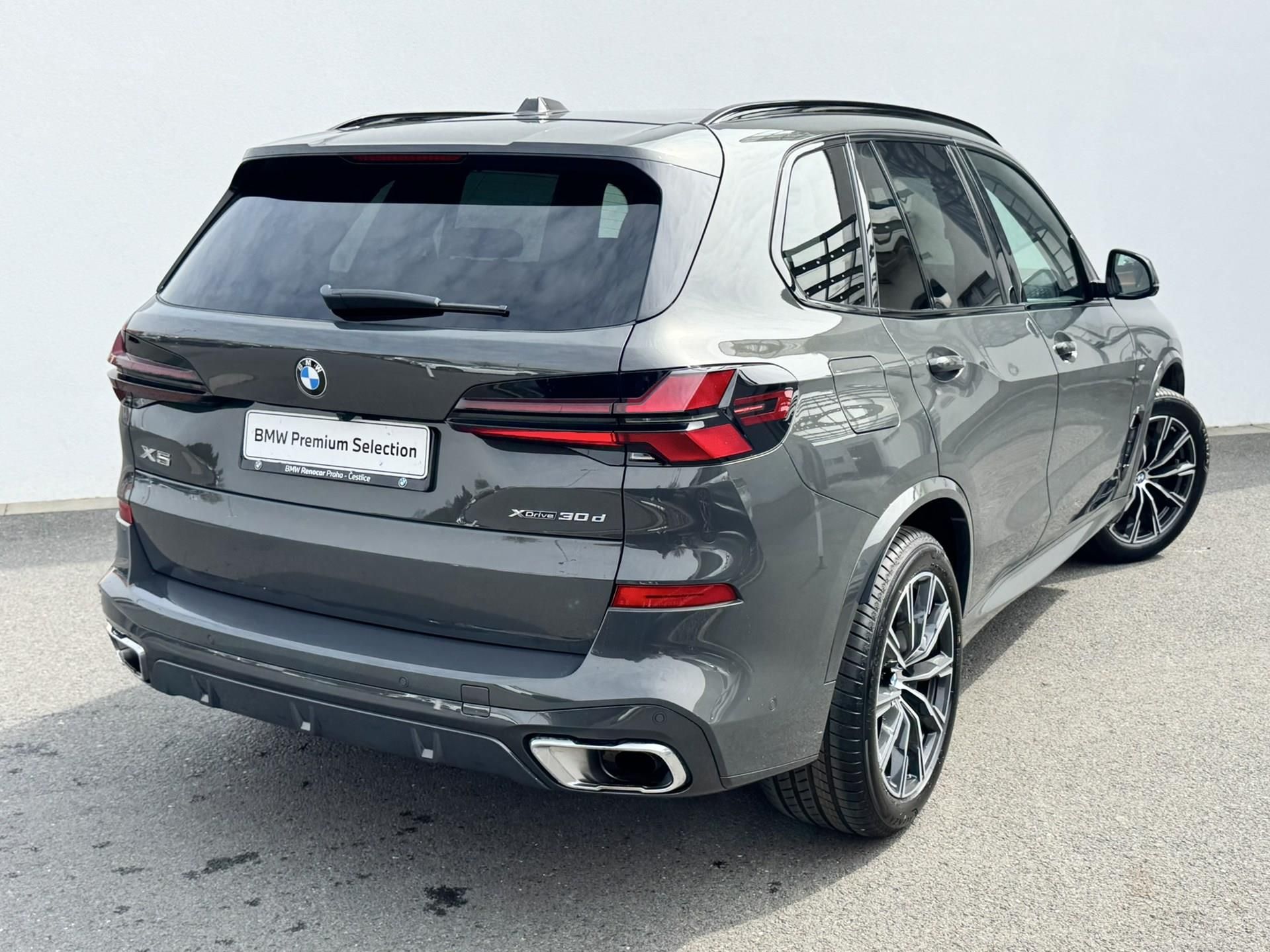 BMW X5, X5 xDrive30D Tažné Panorama - fotka 2