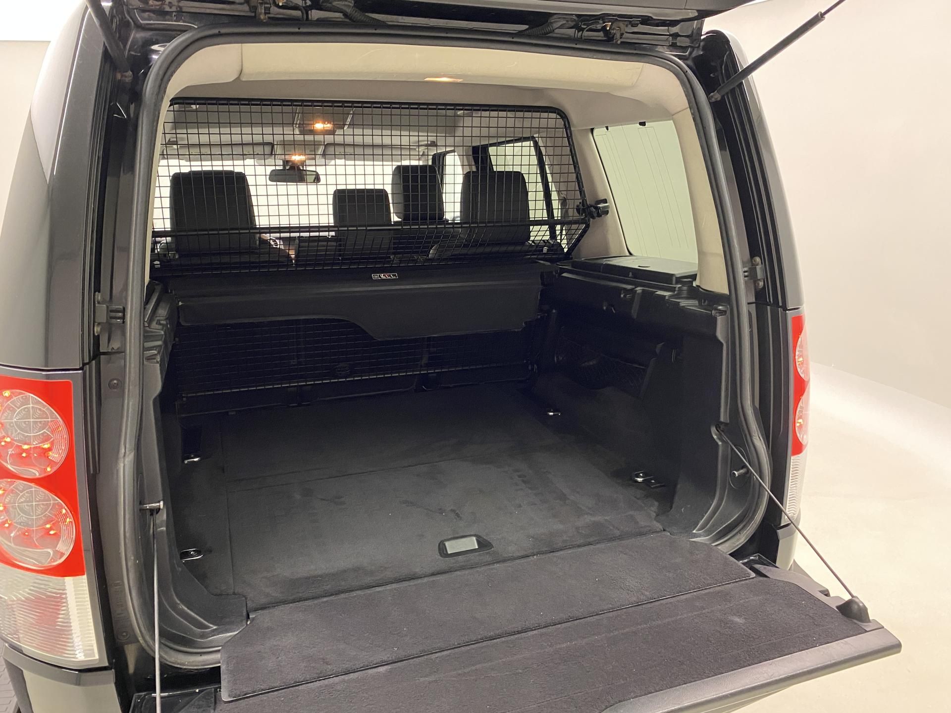 Land Rover Discovery, 4 SDV6 SE AWD AUT CZ - fotka 6