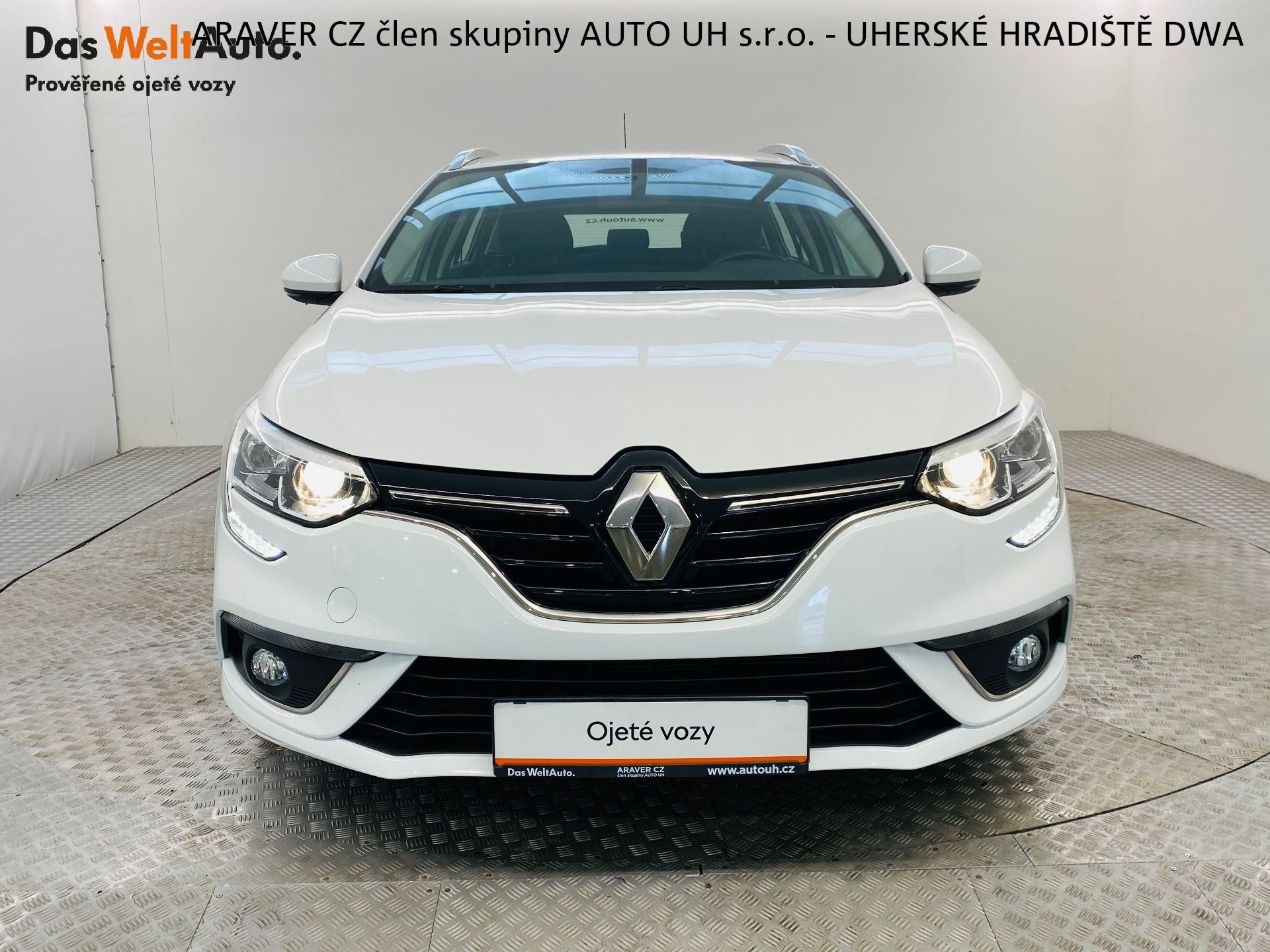 Renault Mégane, 1.3i 75Kw po servise - fotka 4
