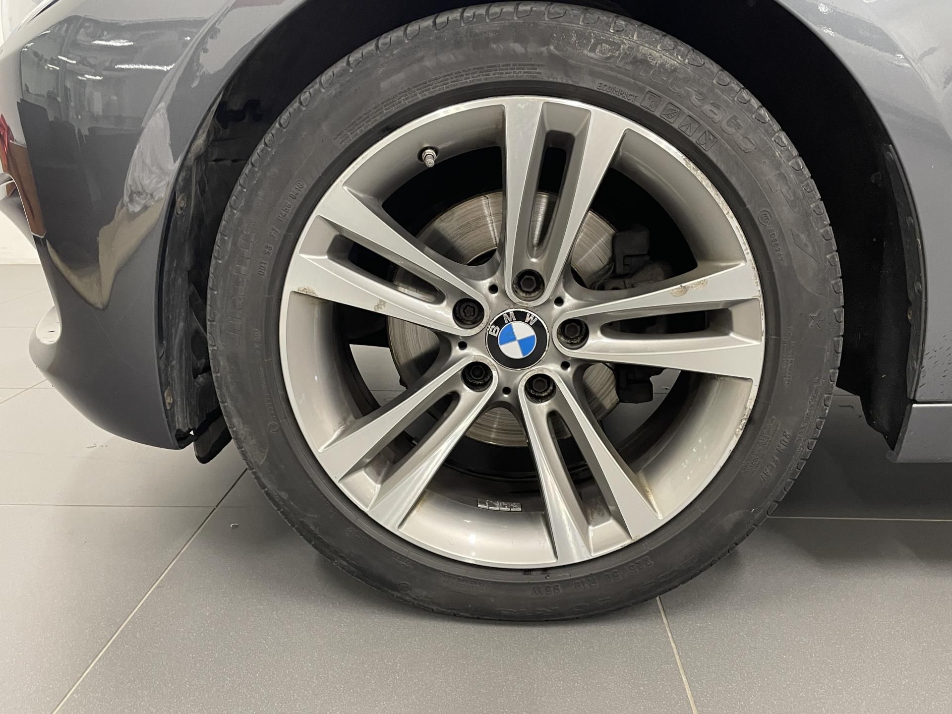 BMW Řada 3, 320d GT xDrive,Sportline,ČR - fotka 4