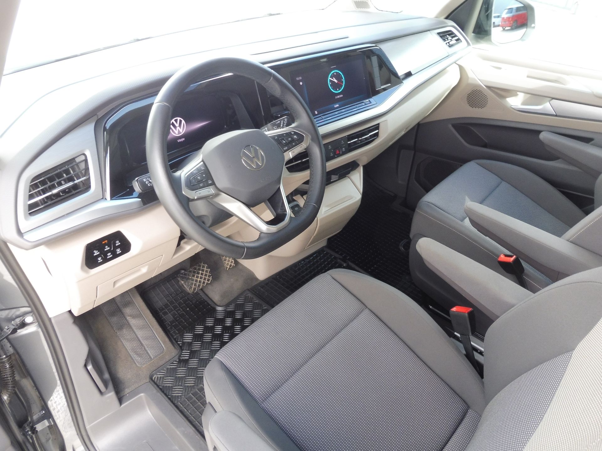 Volkswagen Multivan, Long Life 1,5 TSI PHEV 180kW D - fotka 6