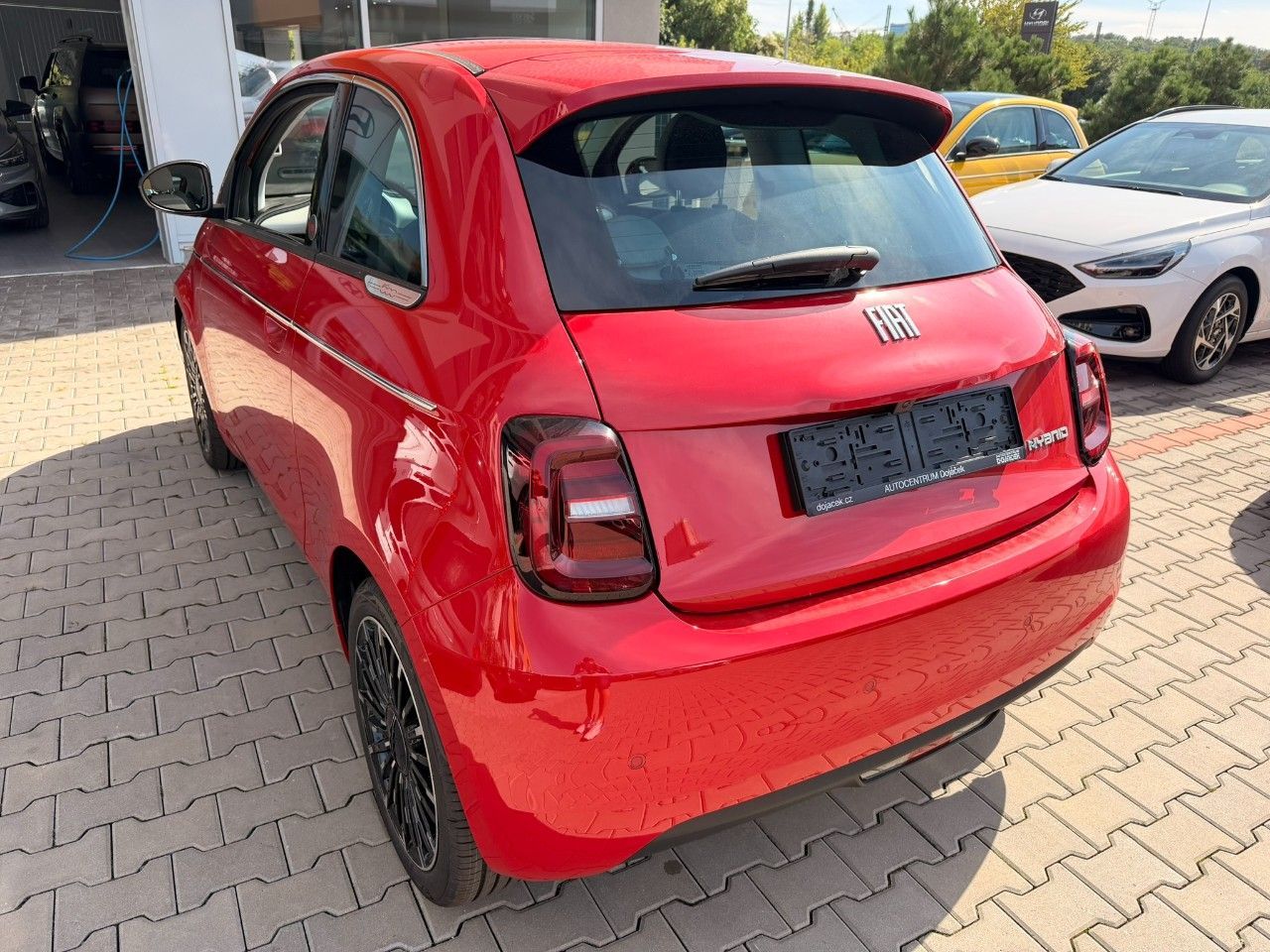 Fiat 500, Hybrid La Prima Hatchback 1.0 - fotka 6