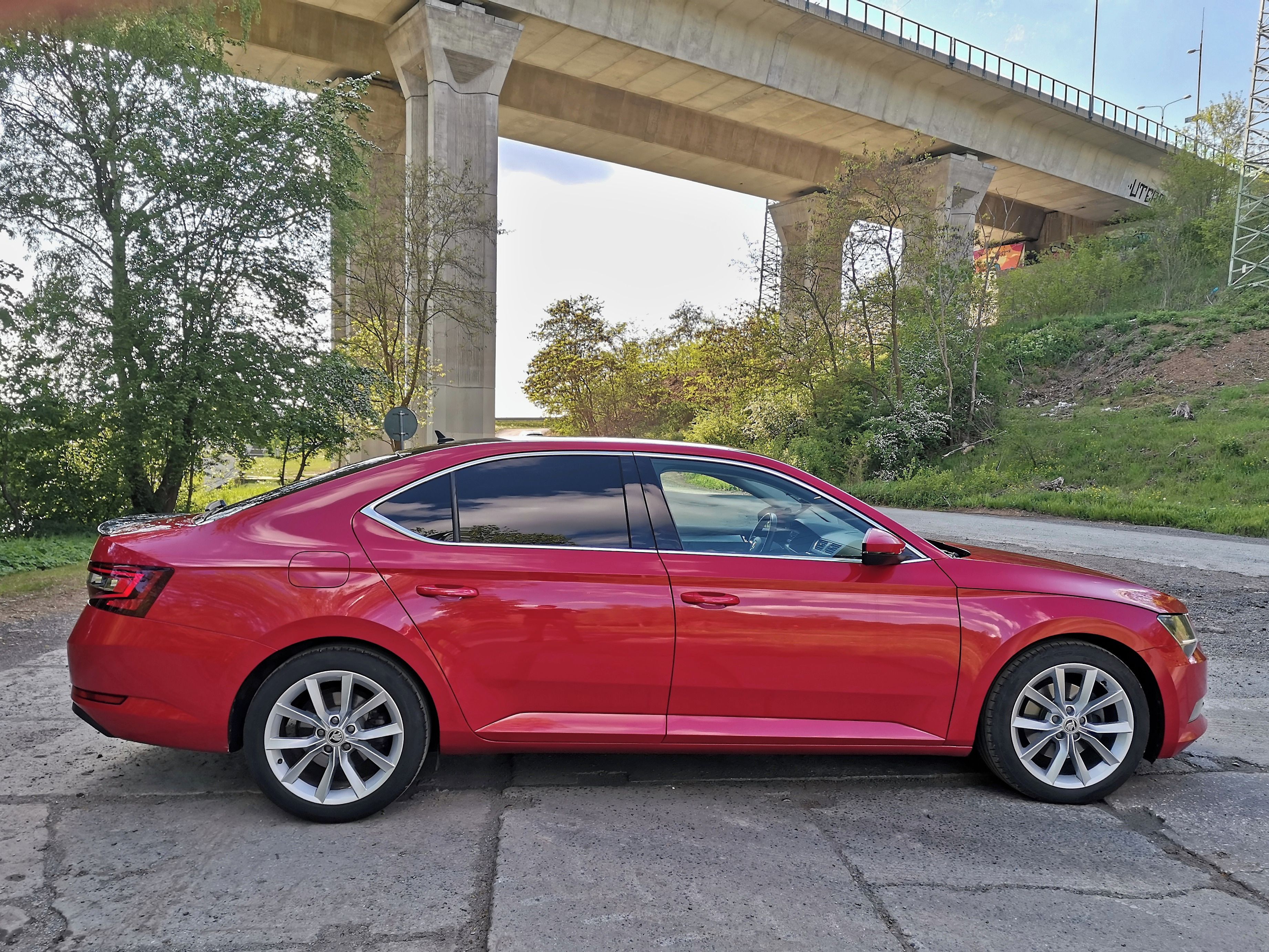 Škoda Superb, 2.0 TDI 110kW,MATRIX,ČR, 2xALU - fotka 6